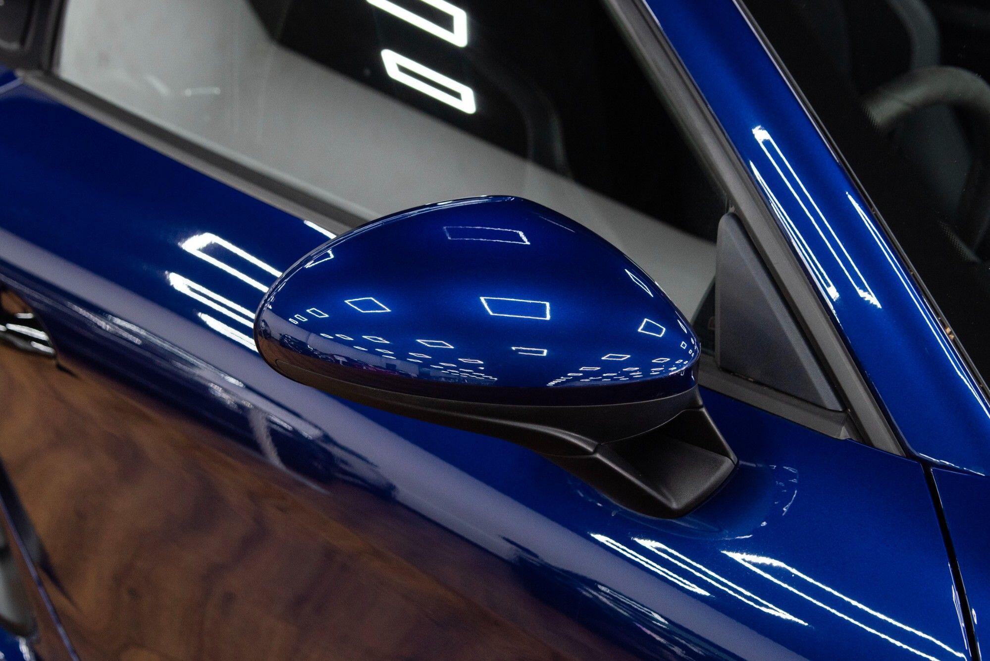 Porsche 718 Spyder view 16