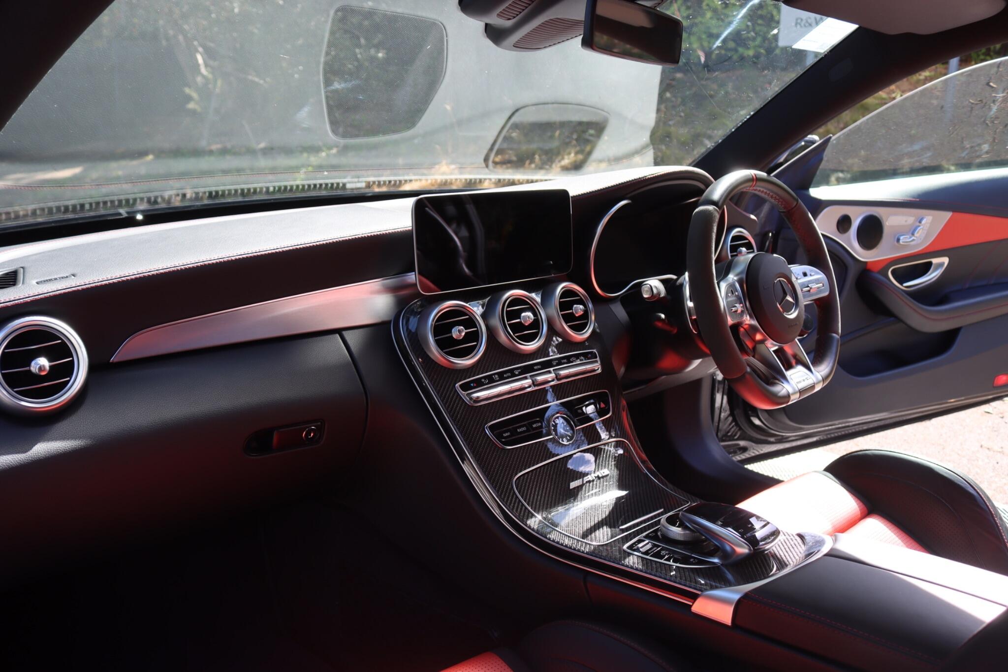 Mercedes-Benz C-Class view 33