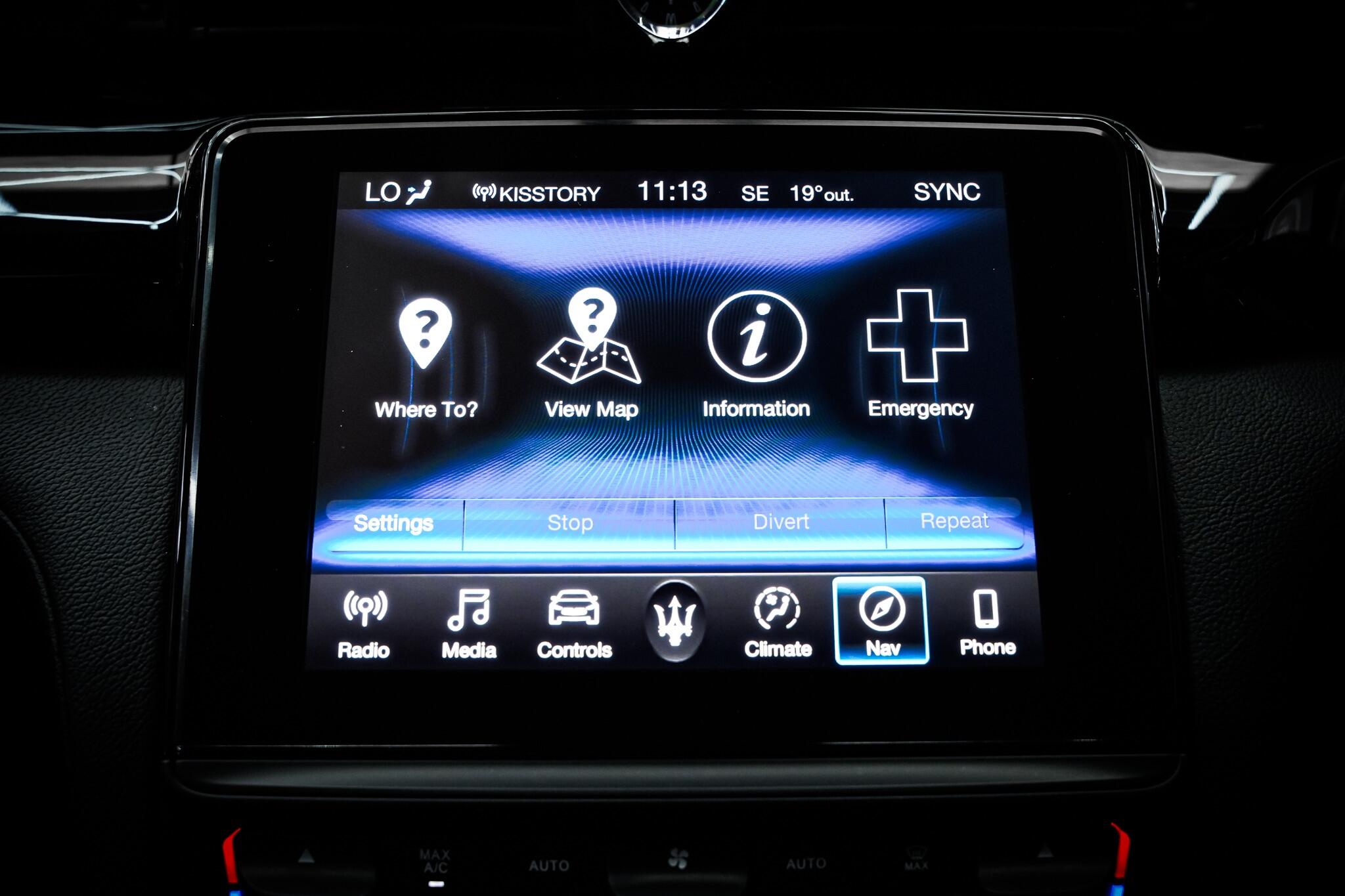 Maserati Quattroporte view 46