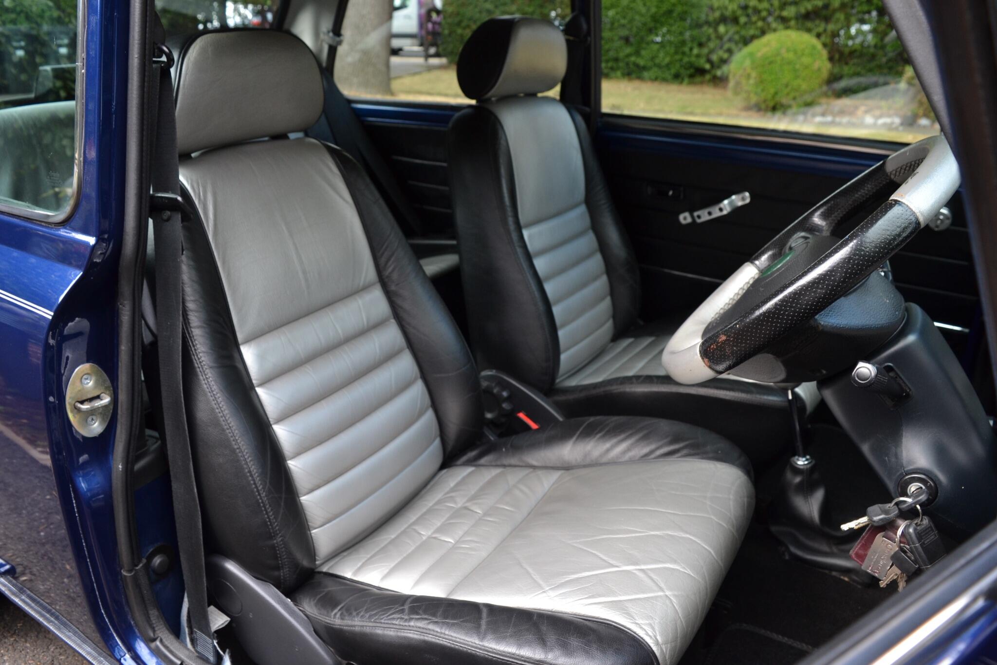 Rover Mini view 16