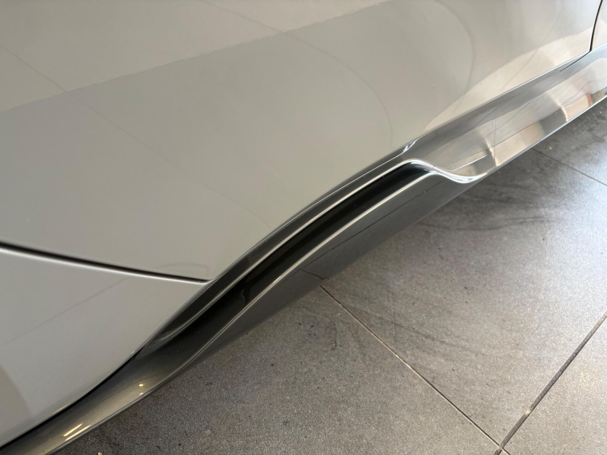 Cupra Born view 34