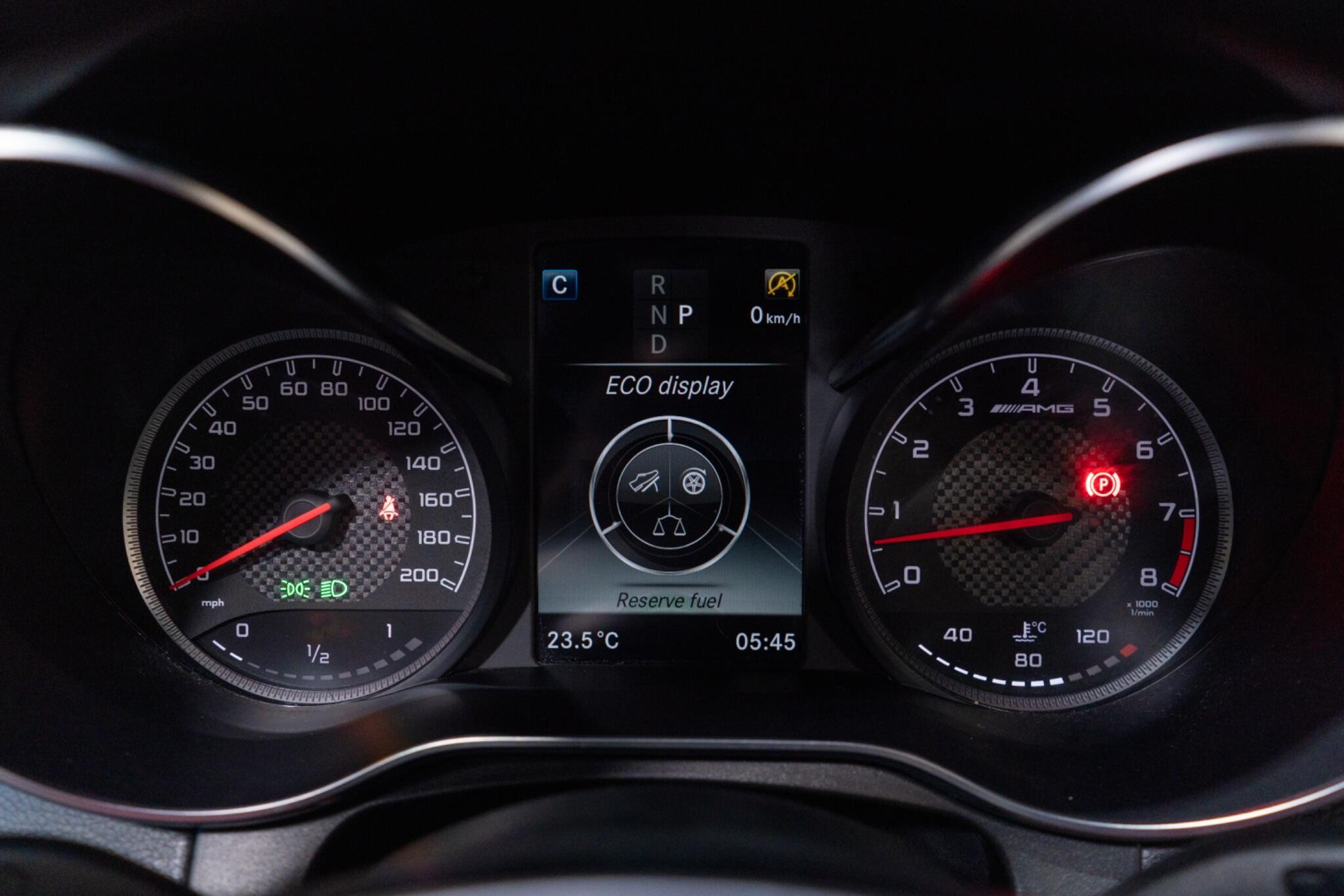 Mercedes-Benz GLC view 33