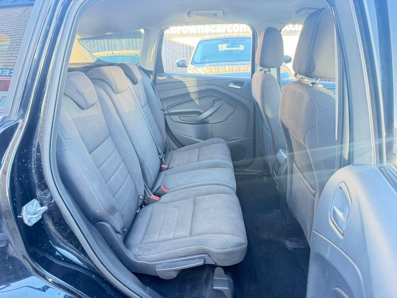 Ford Kuga view 13