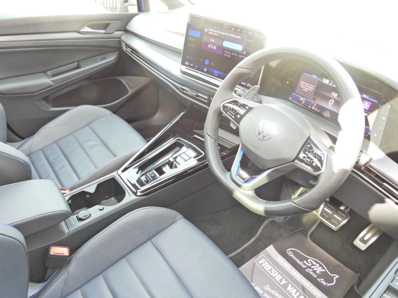 Volkswagen Golf view 35
