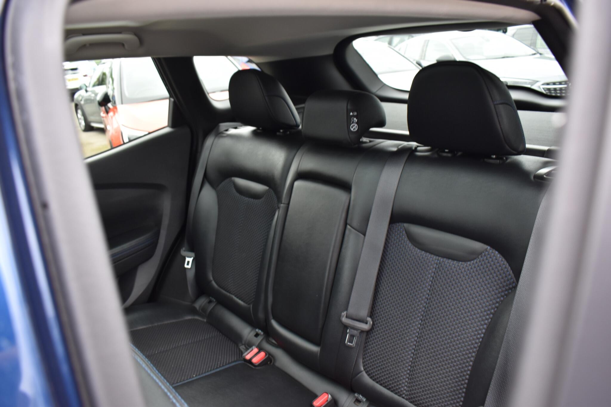 Kadjar - 1.3 TCe S Edition Euro 6 (s/s) 5dr - Image 14