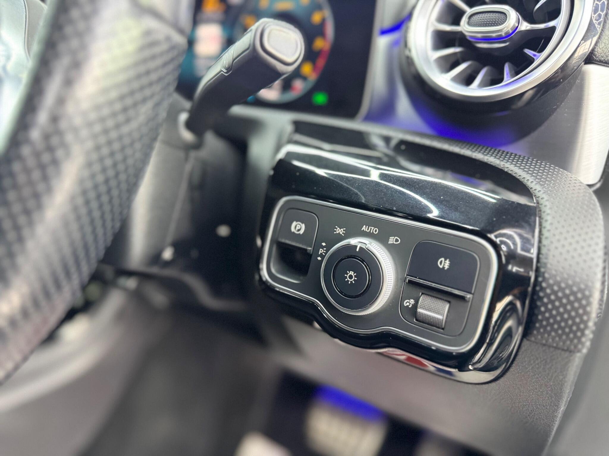 Mercedes-Benz A-Class view 28