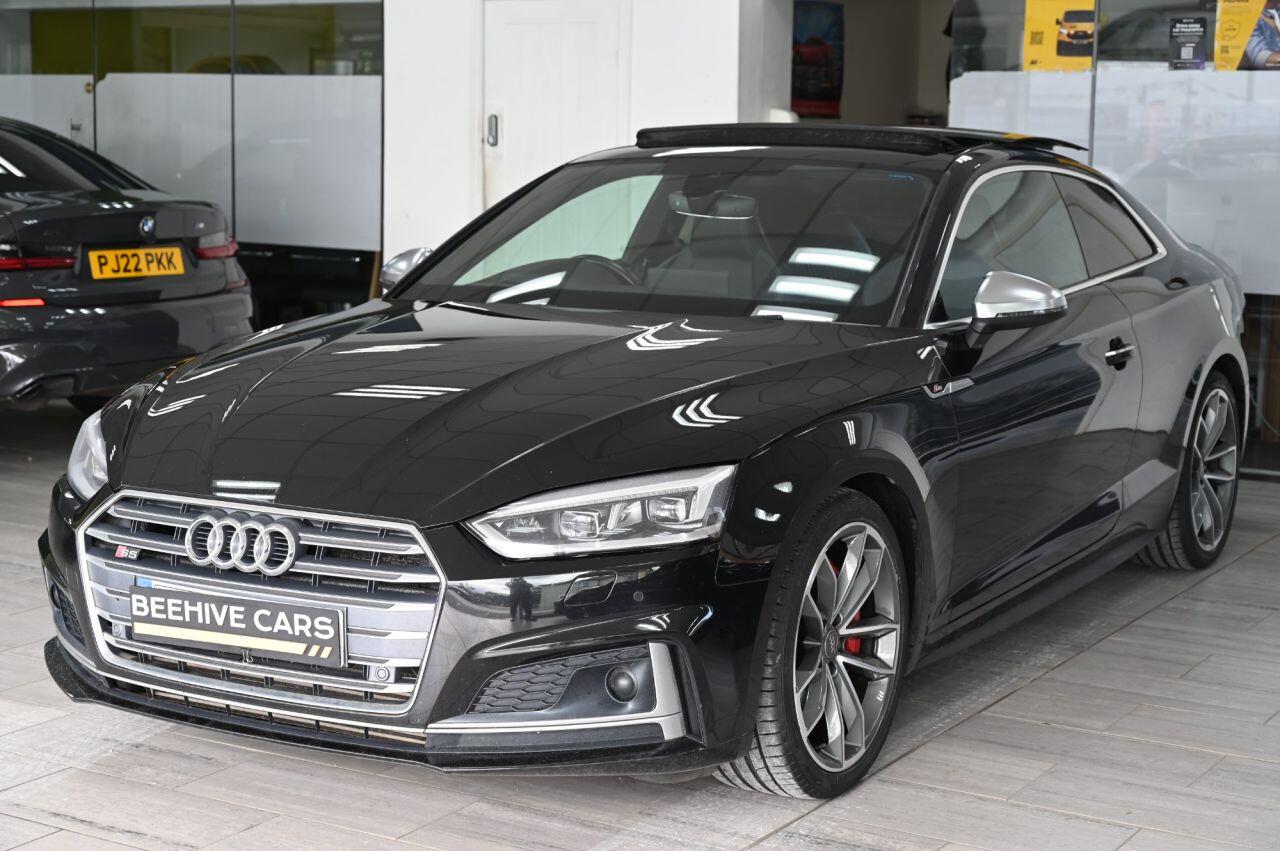 Audi S5 view 6