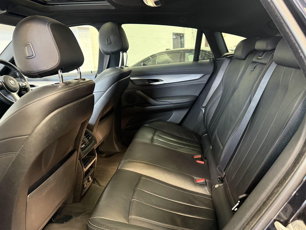 BMW X6 view 57