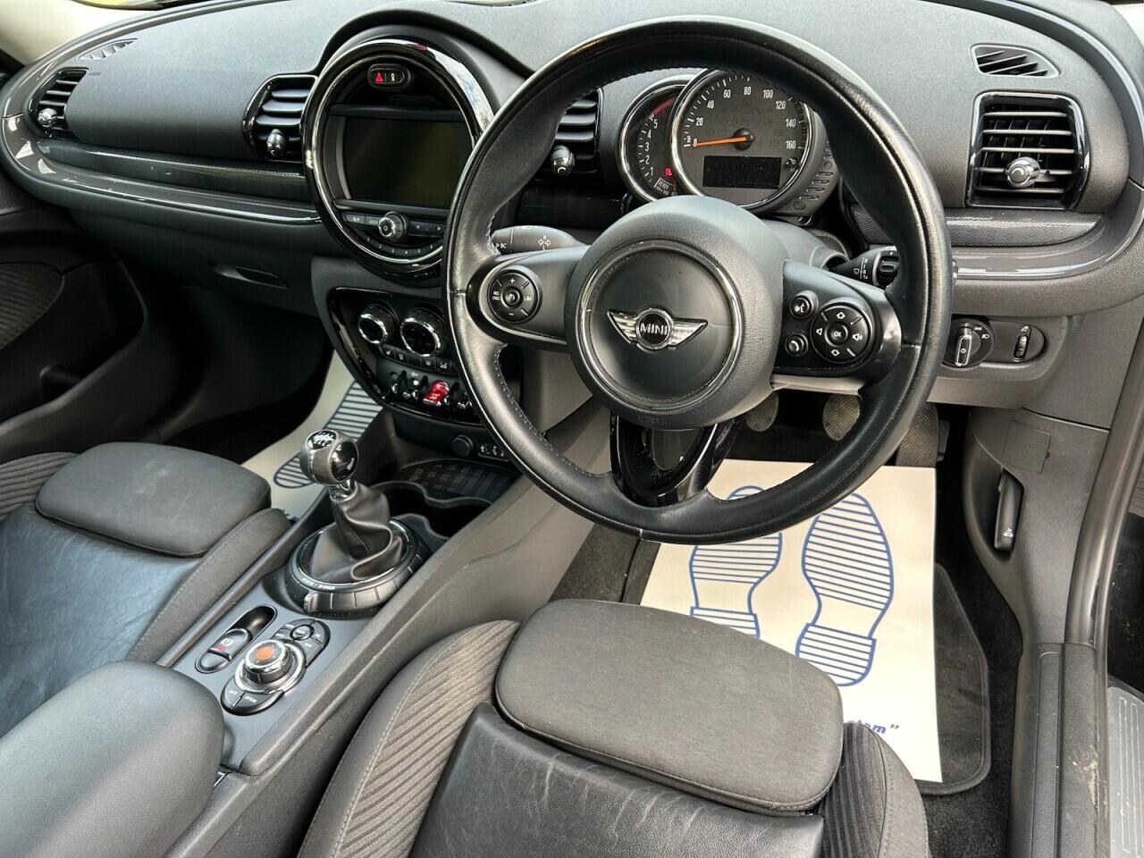 Mini Clubman view 3