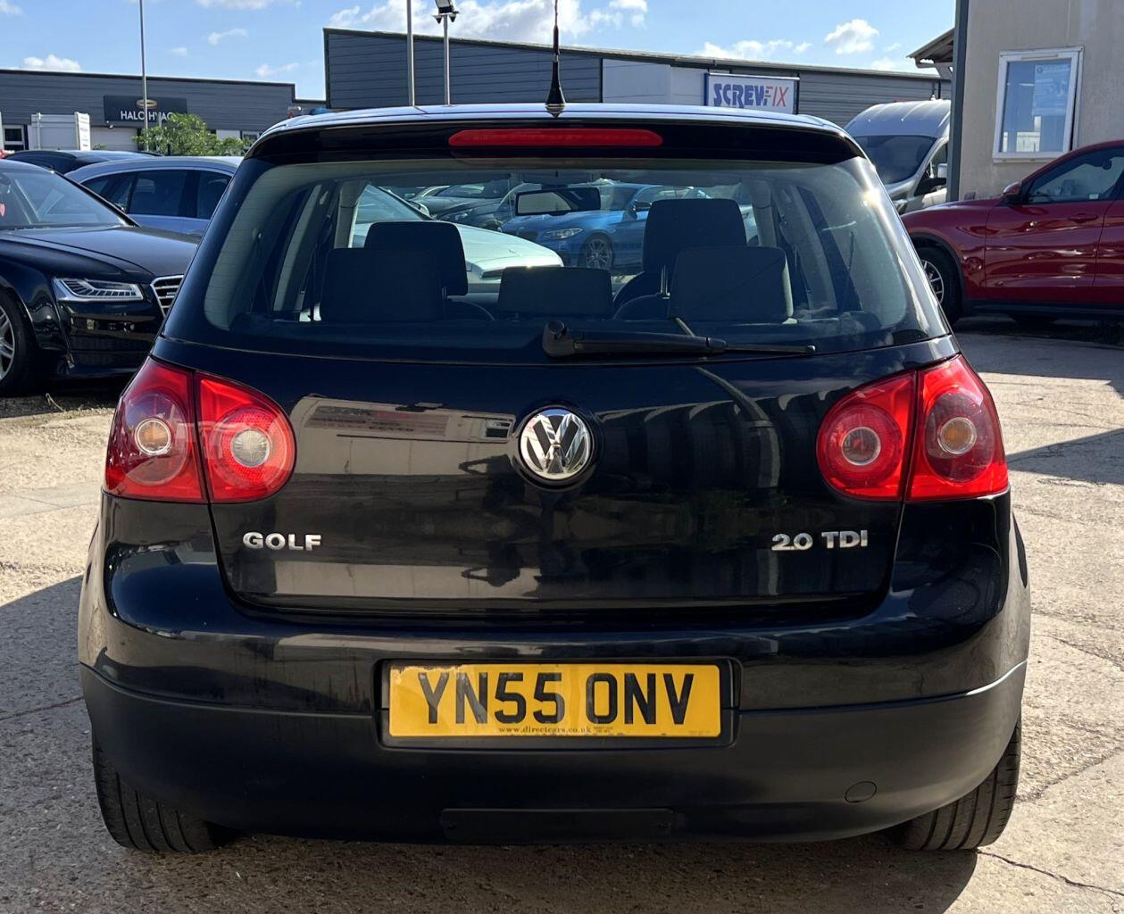Volkswagen Golf view 6
