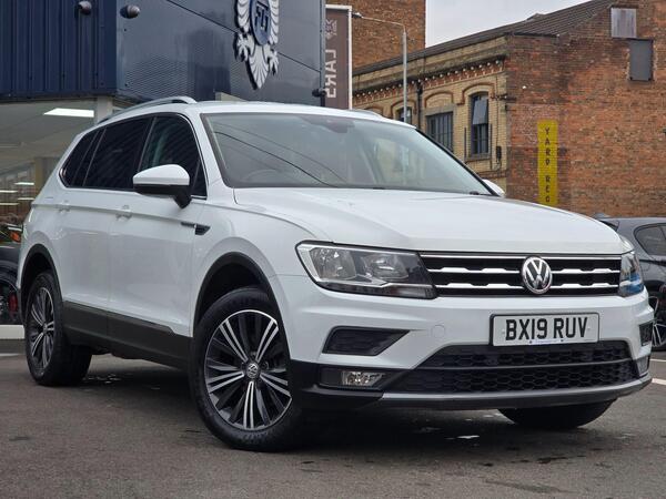 White 2018 Volkswagen Tiguan Allspace Estate Front-wheel drive Manual
