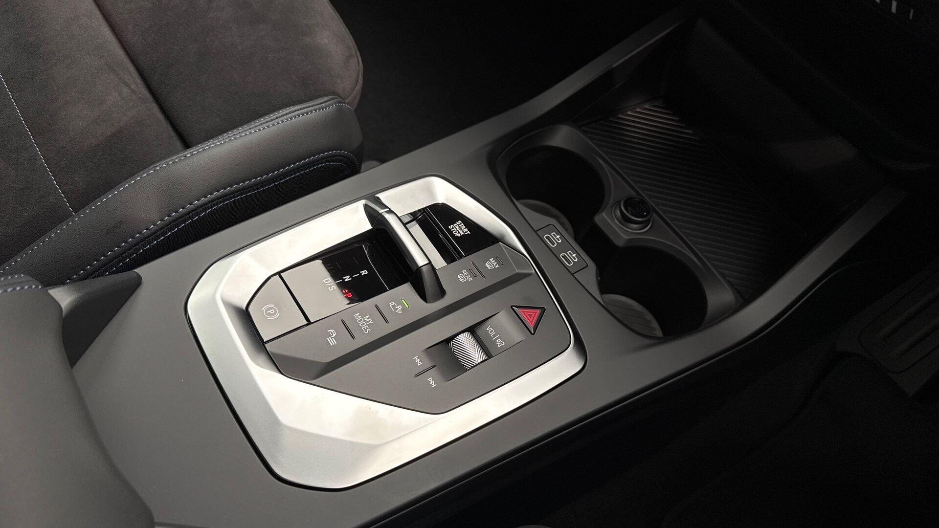 BMW 2 Series view 10