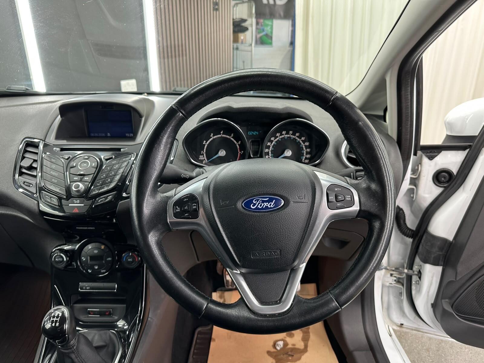 Ford Fiesta view 31