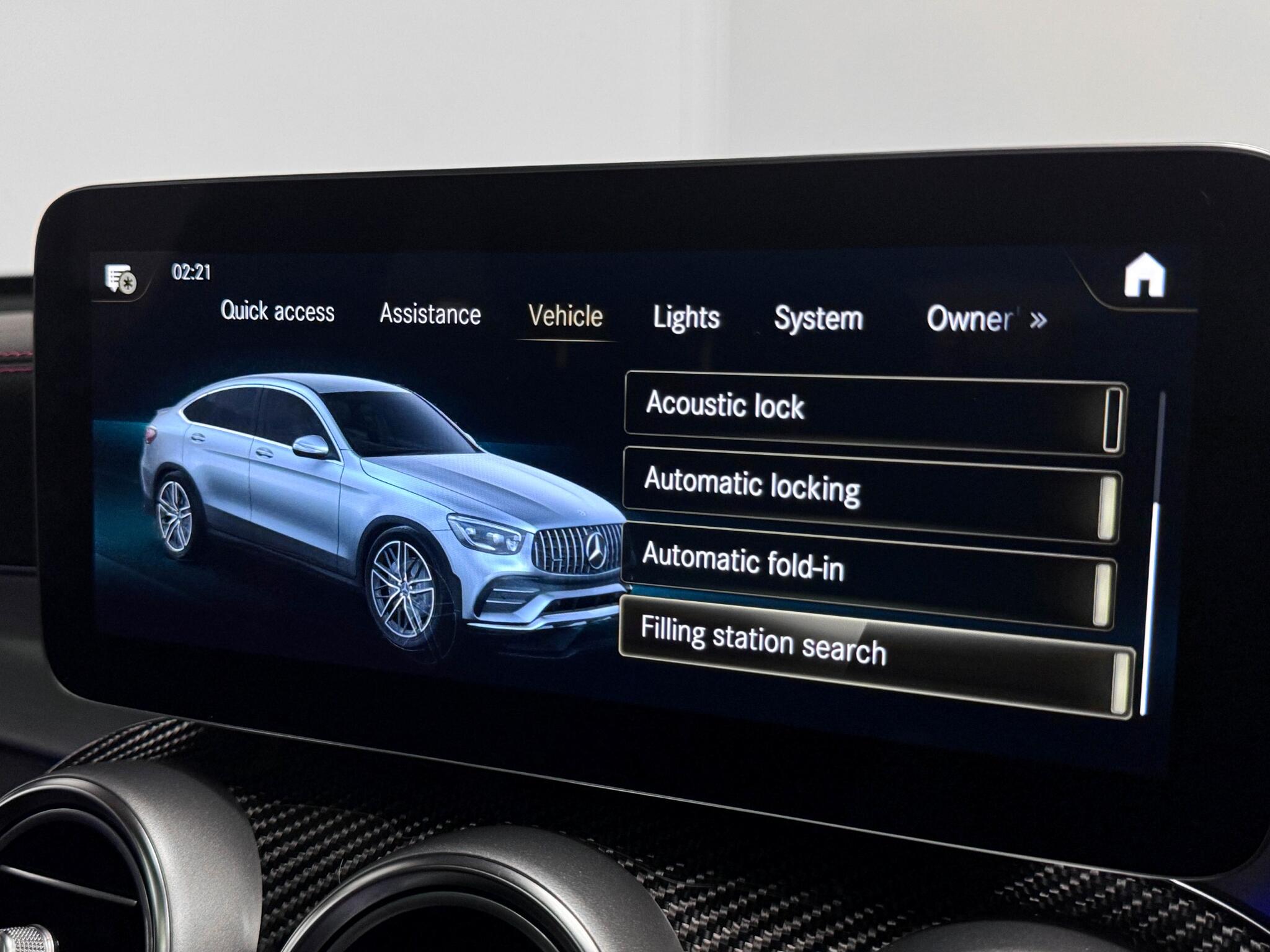 Mercedes-Benz GLC view 53