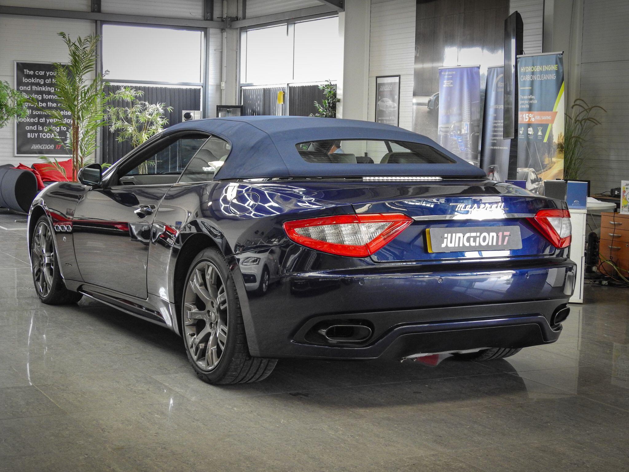 Maserati Grancabrio view 14
