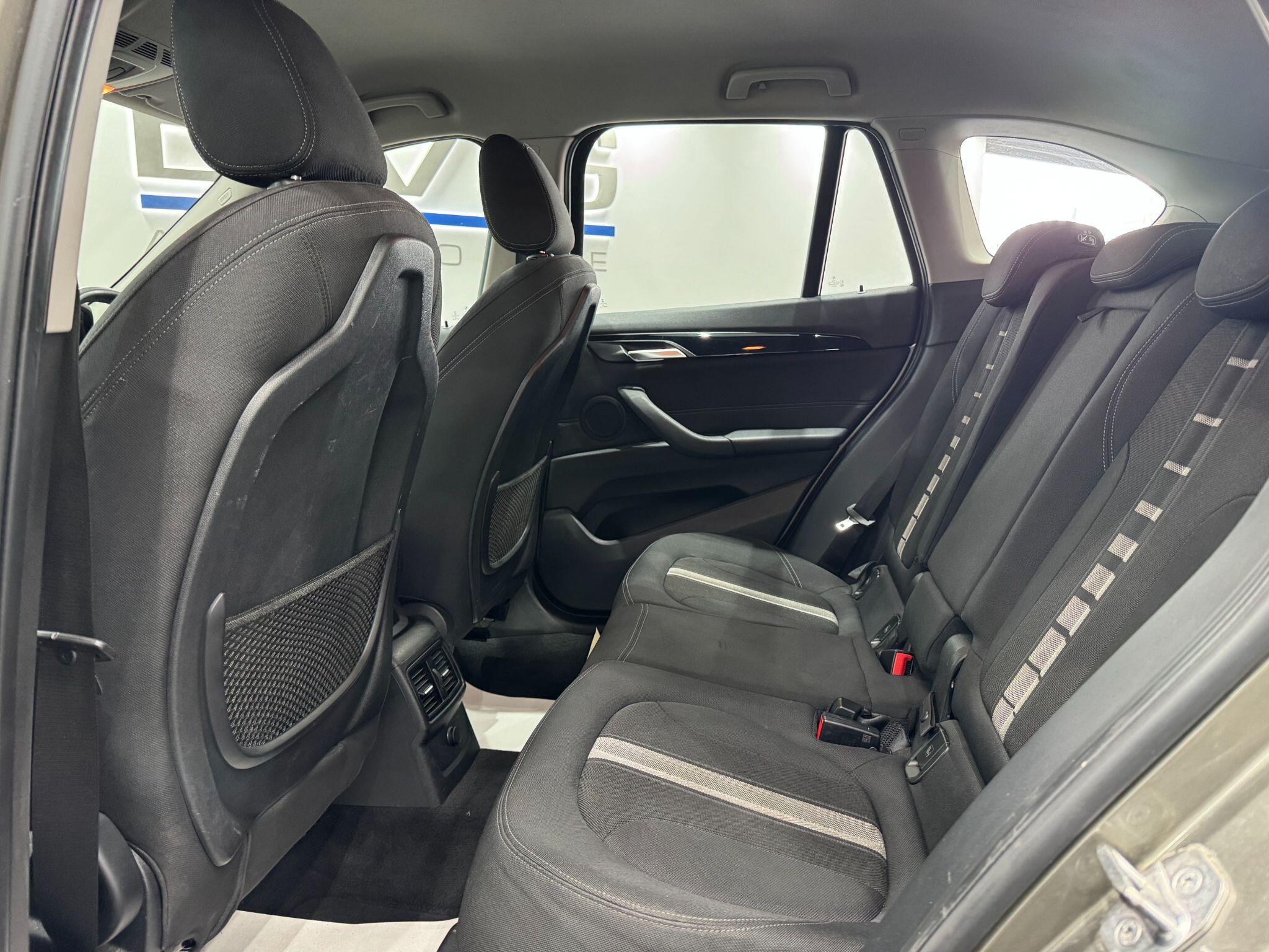 BMW X1 view 30