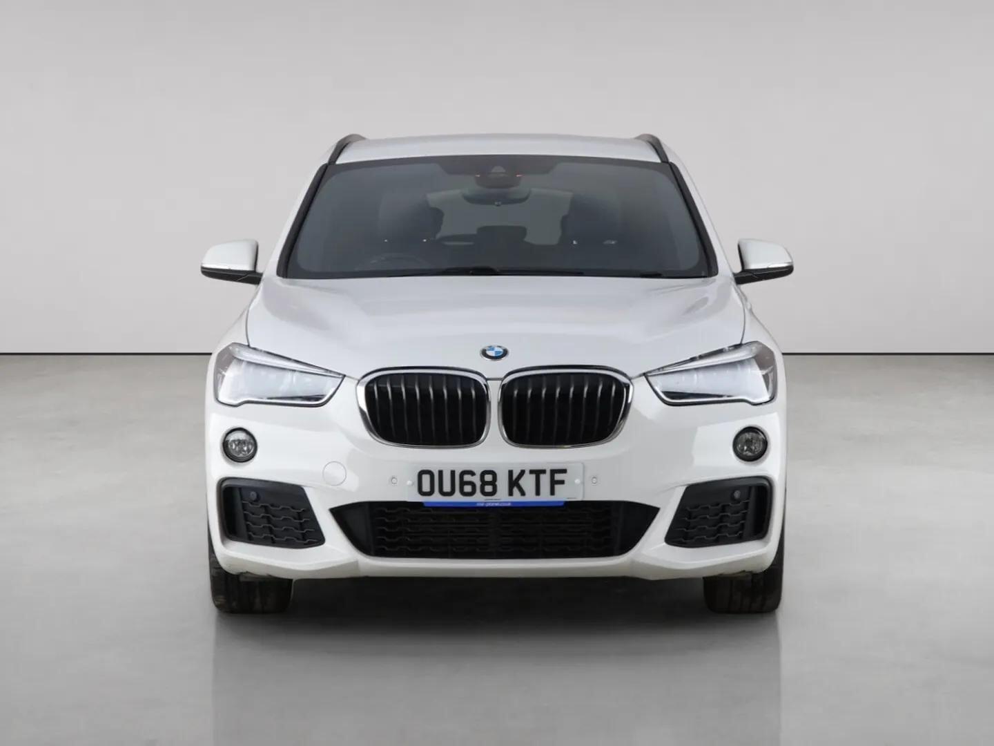 BMW X1 view 5