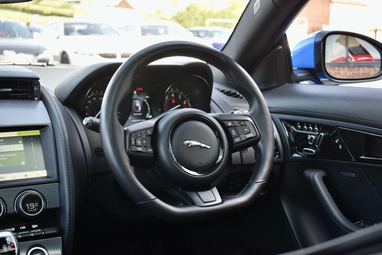 Jaguar F-Type view 32