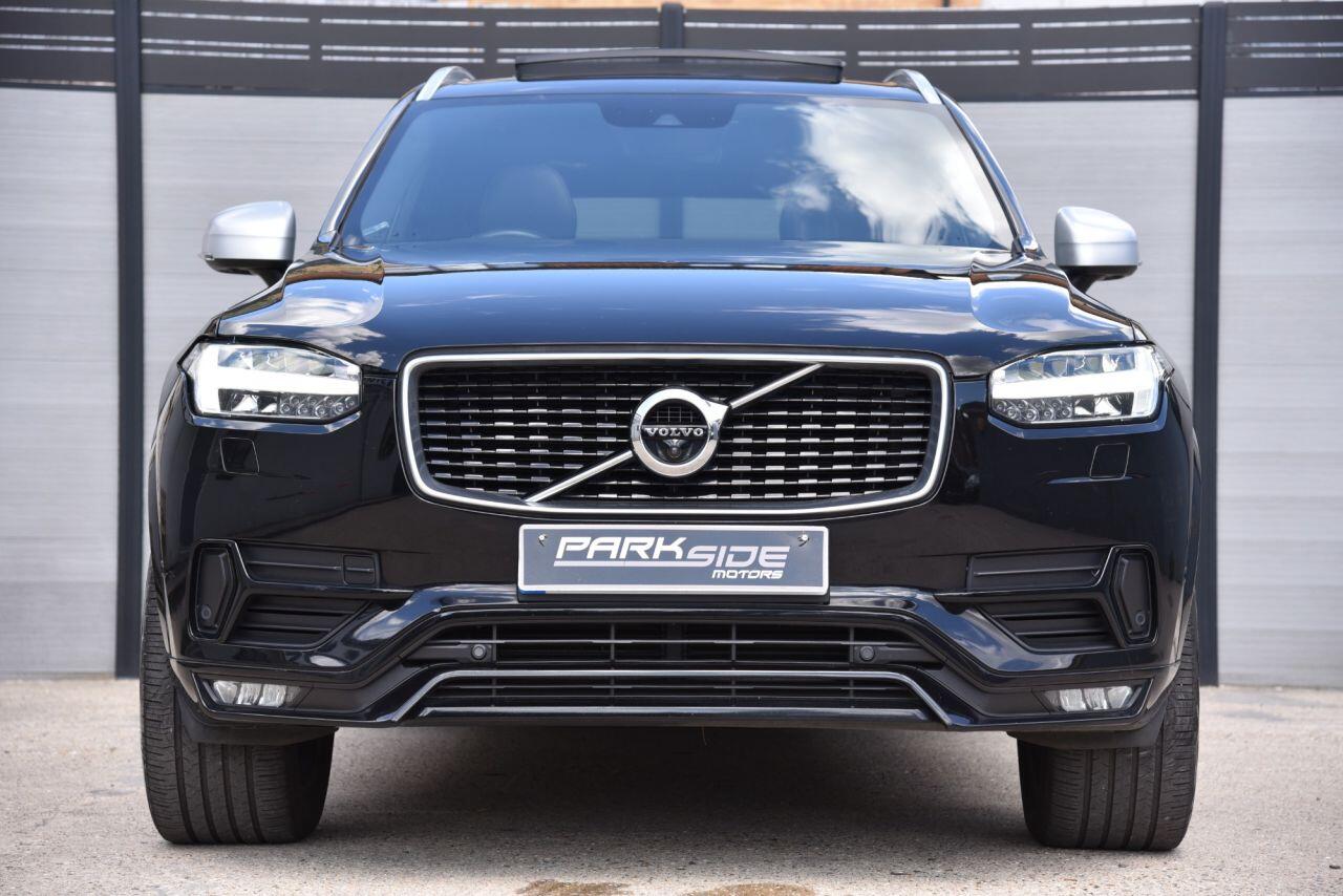 Volvo XC90 view 4