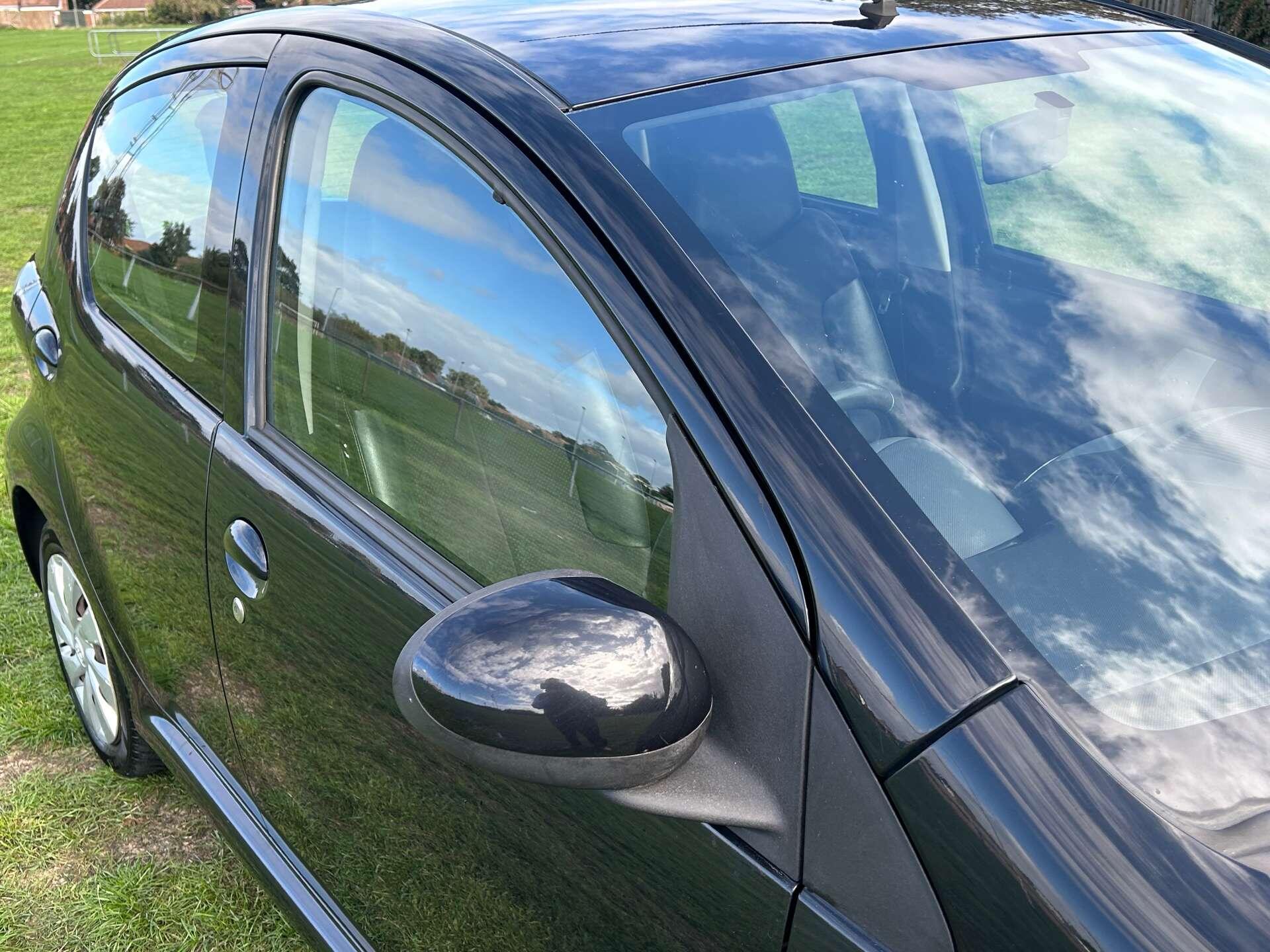 Toyota Aygo view 13