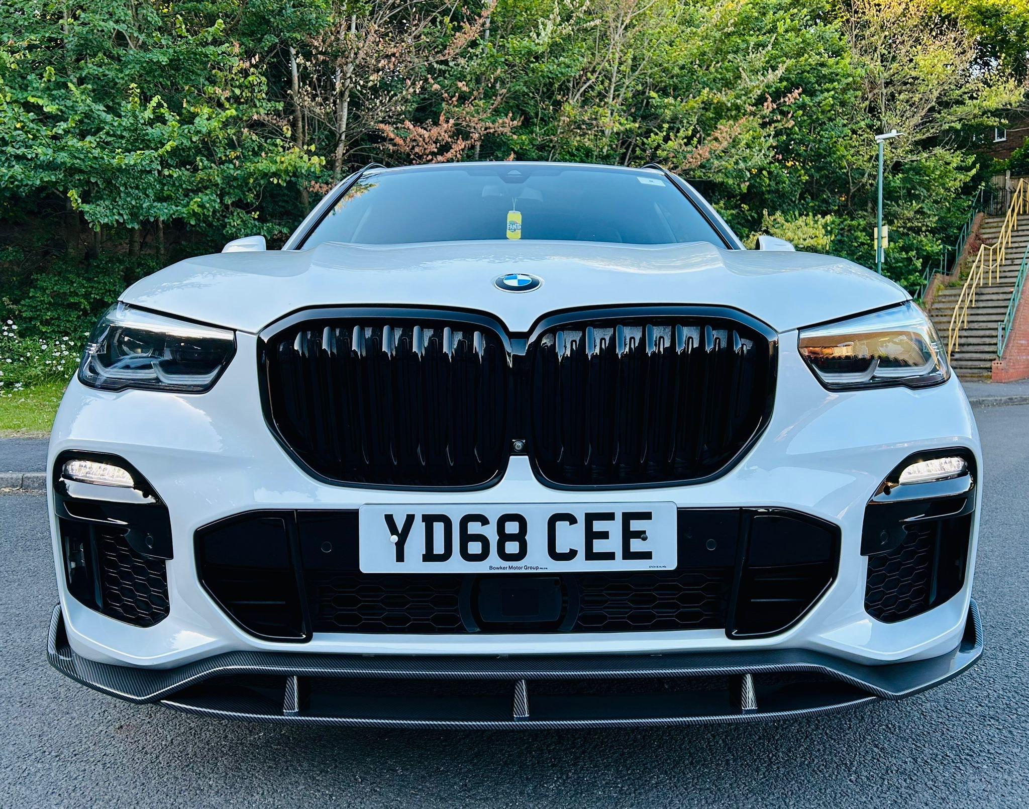 BMW X5 view 4