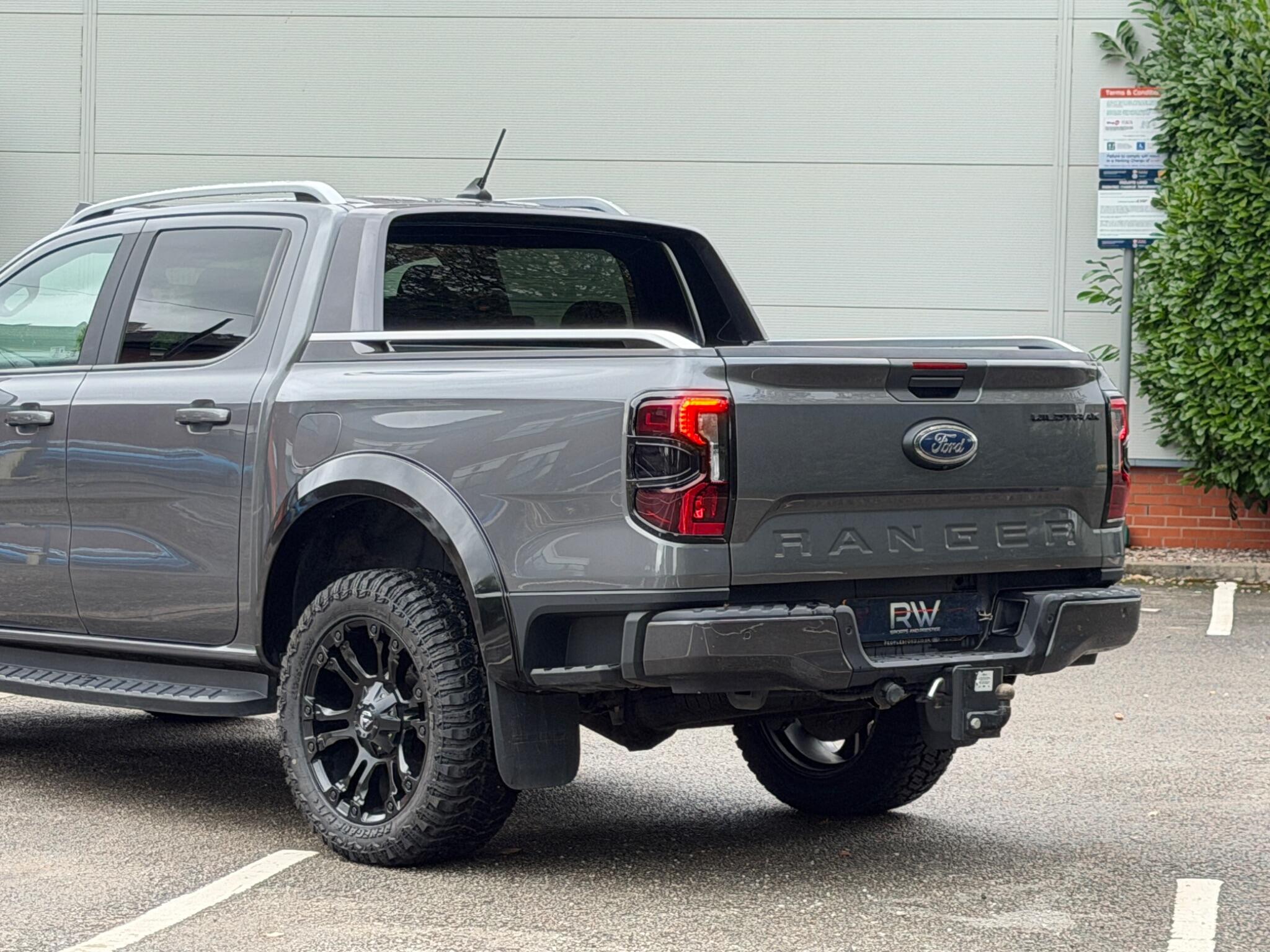 Ford Ranger view 41