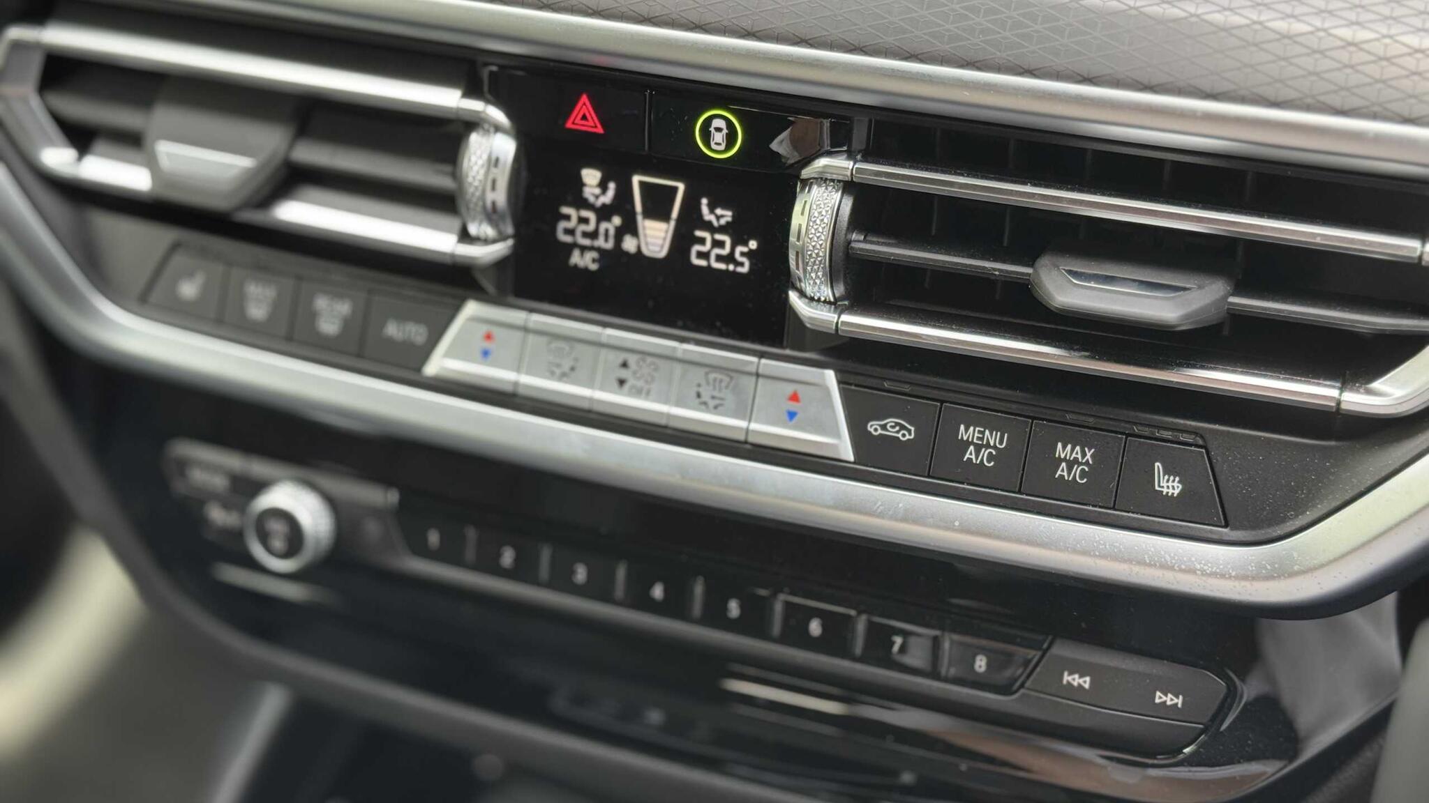 BMW X4 view 16