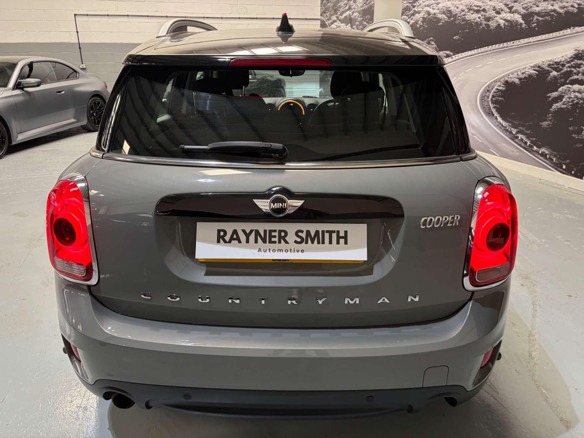 Mini Countryman view 9