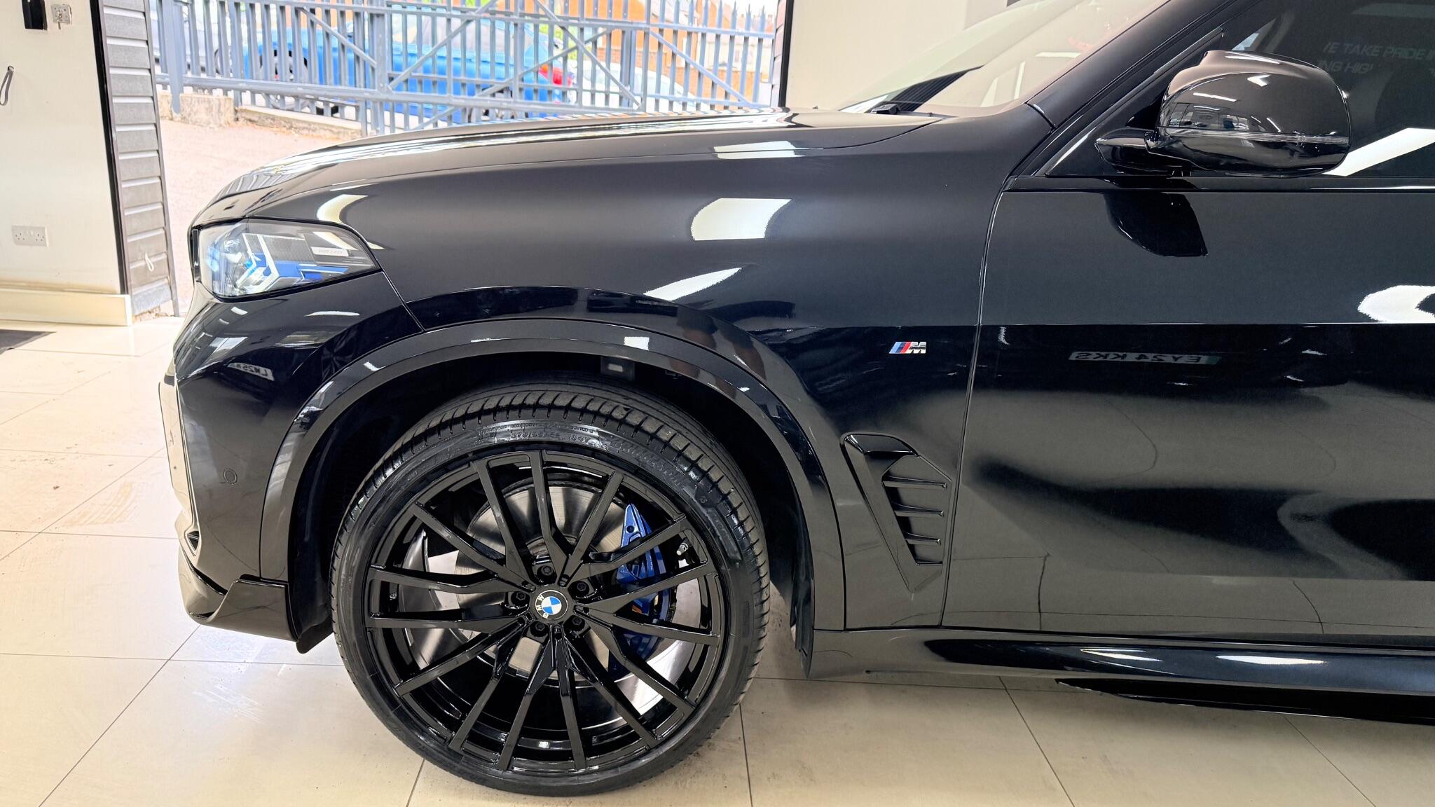 BMW X5 view 56