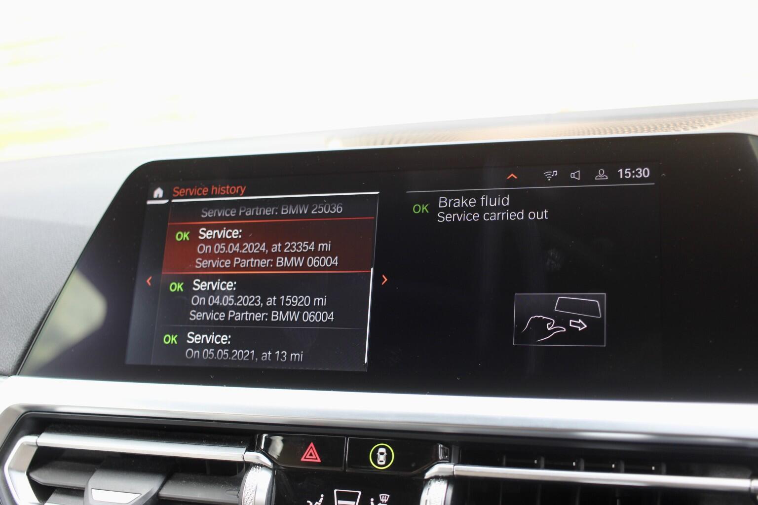 BMW 3 Series view 30
