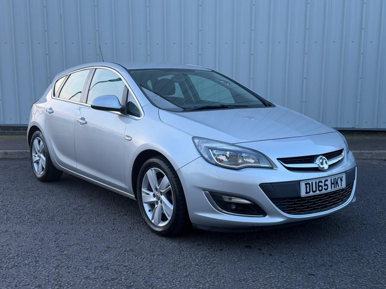 Vauxhall Astra view 7