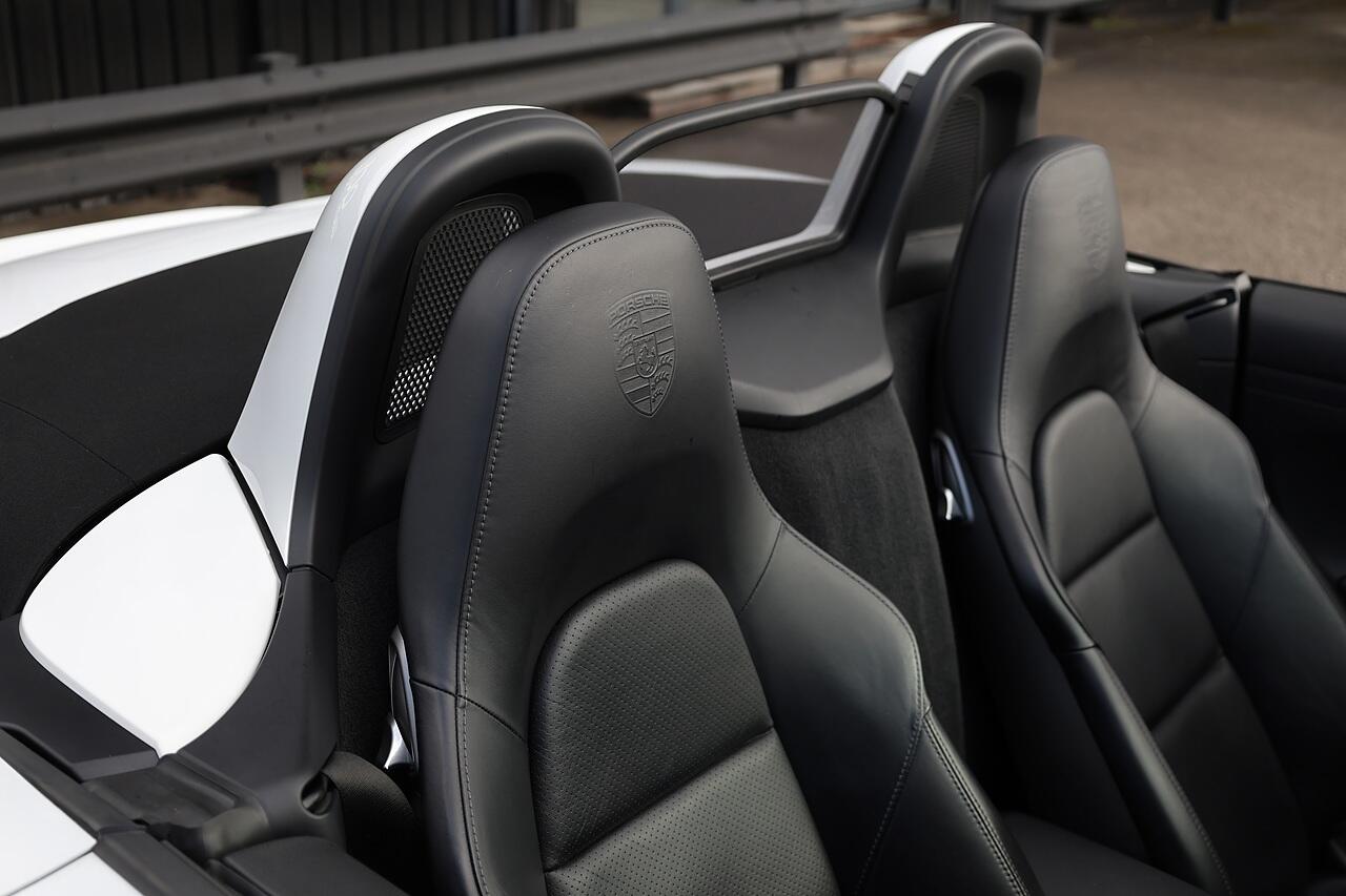 Porsche 718 Boxster view 10