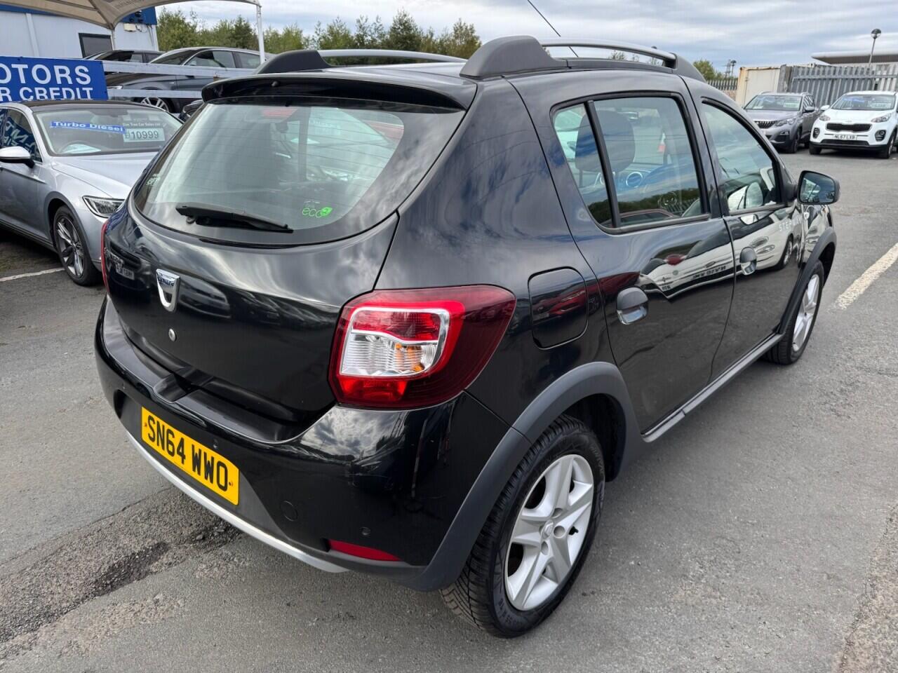 Dacia Sandero view 17
