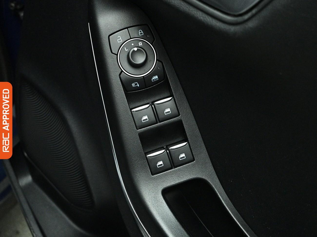Ford Puma view 24