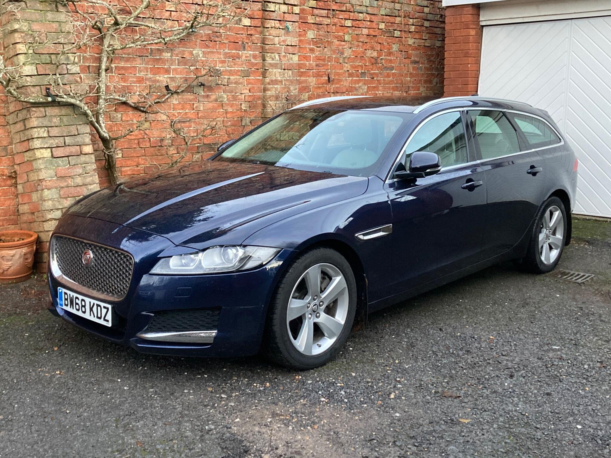 Jaguar XF