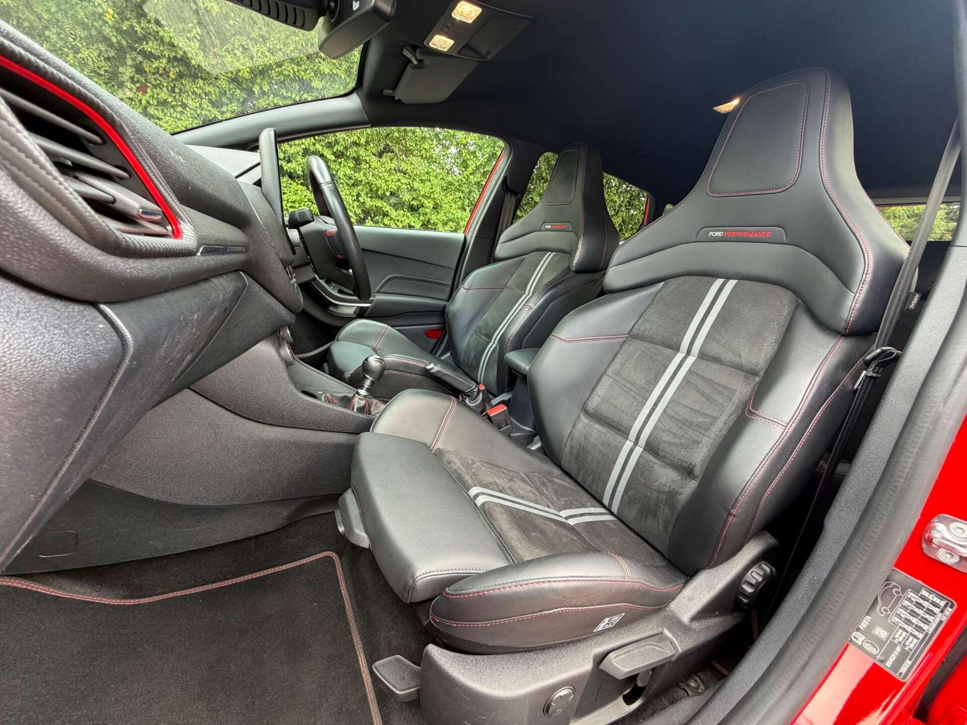 Ford Fiesta view 27