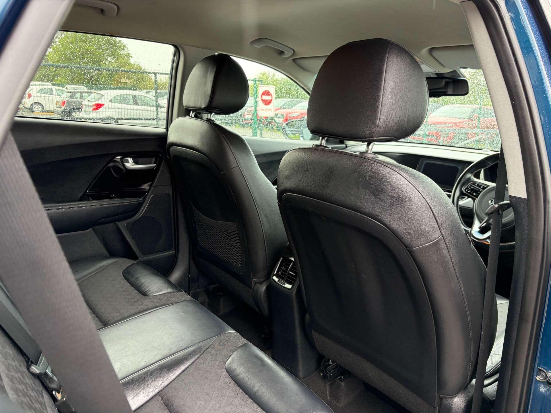 Kia Niro view 27