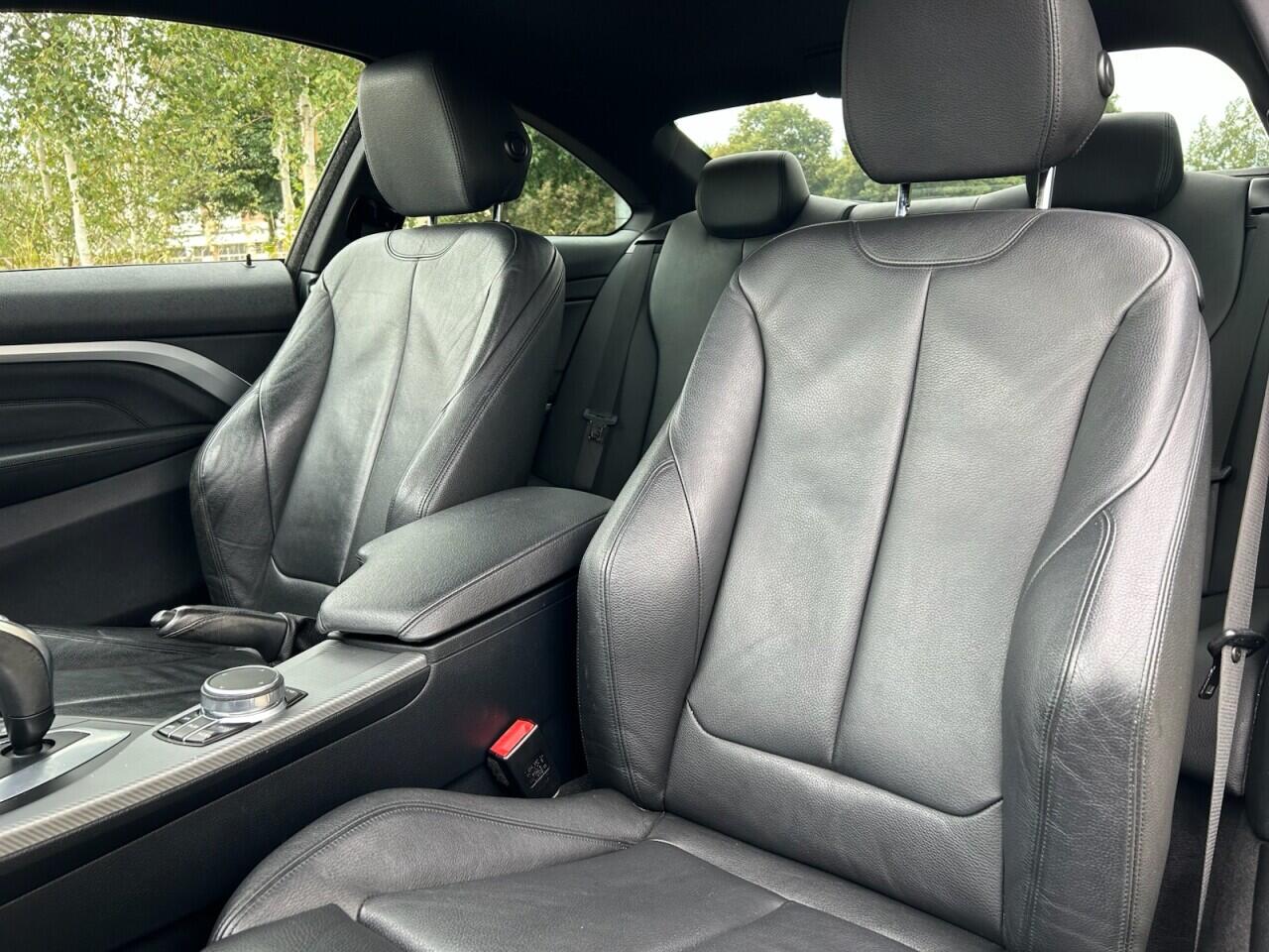 BMW 4 Series view 24