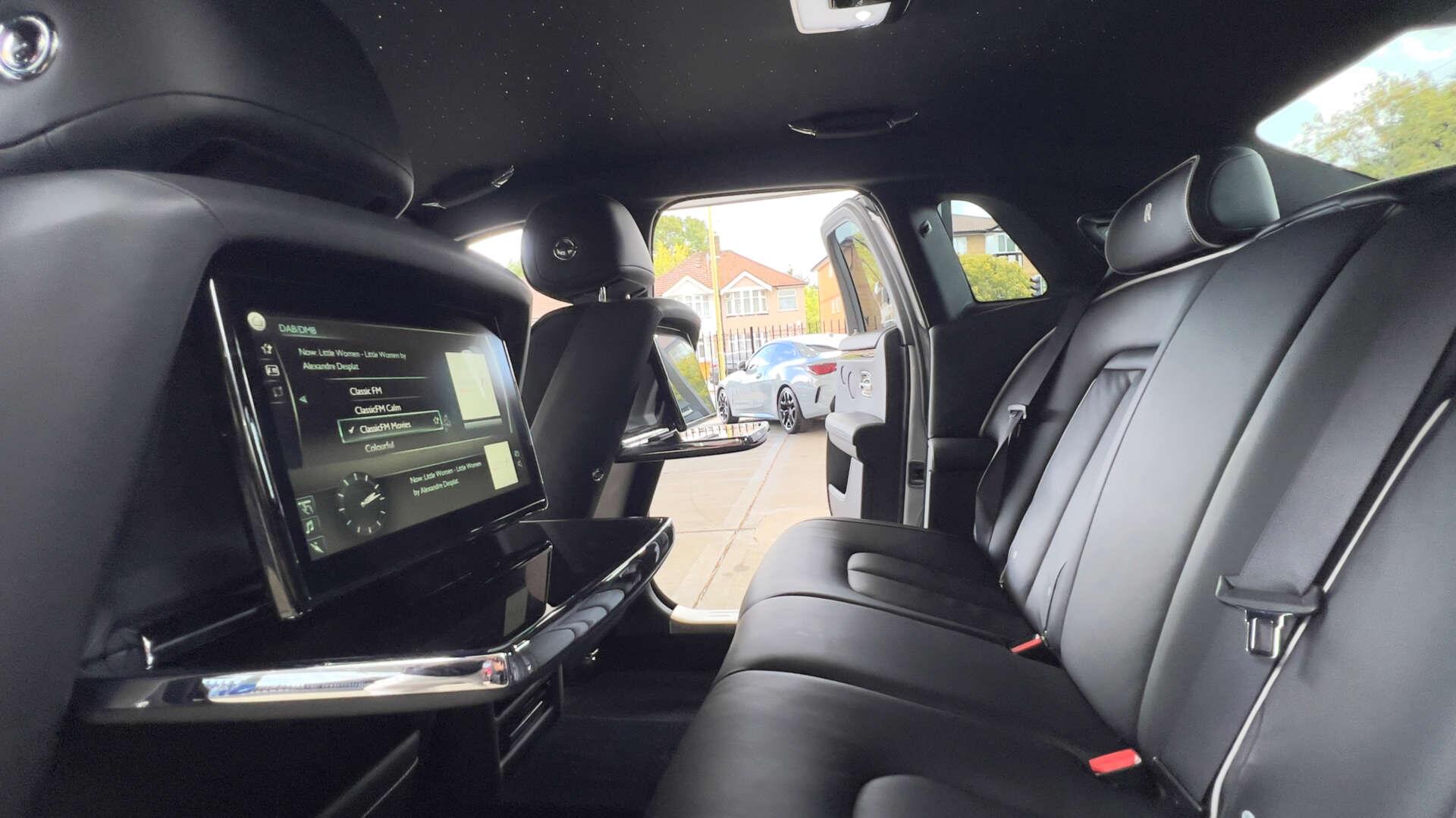 Rolls-Royce Ghost view 48