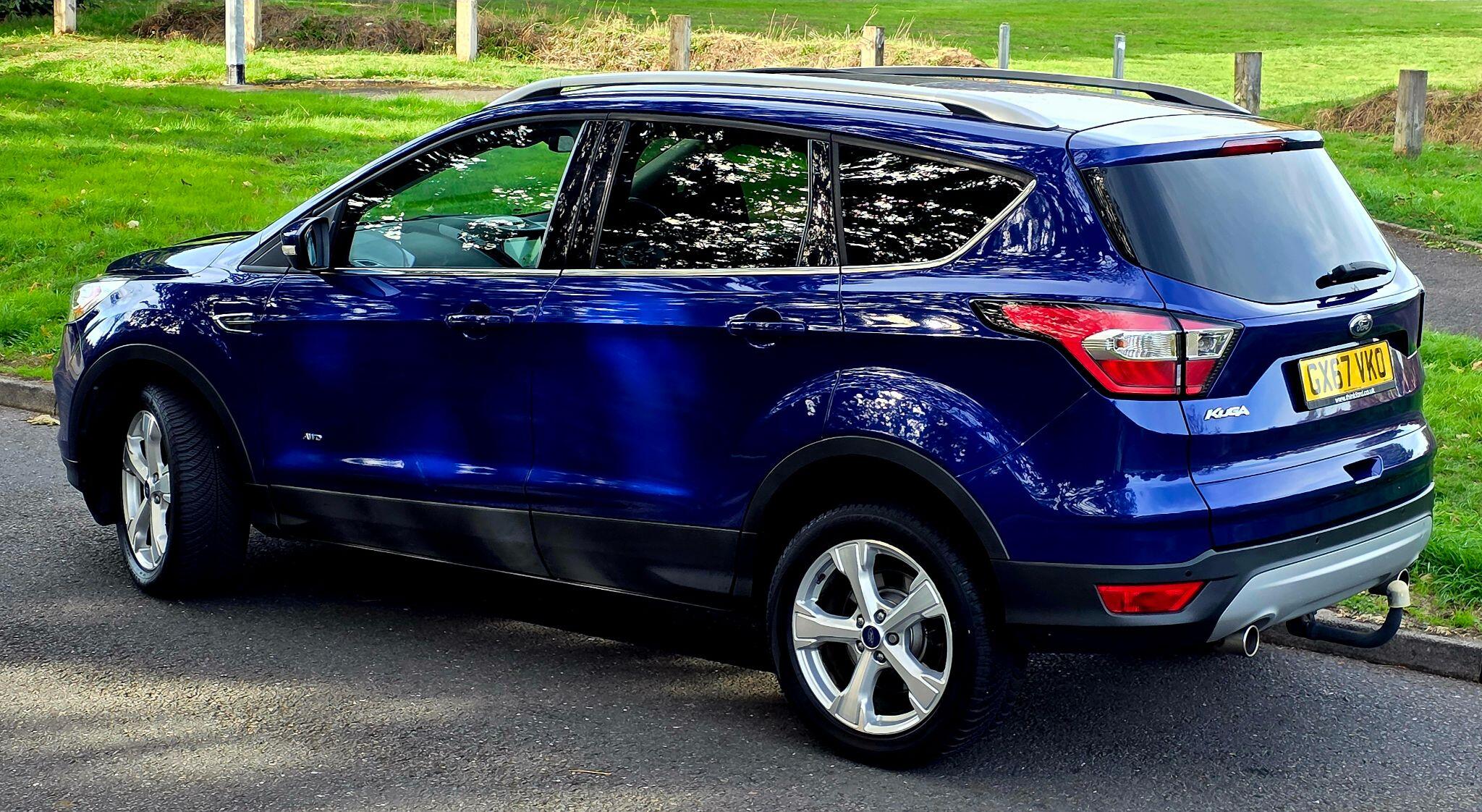 Ford Kuga view 25