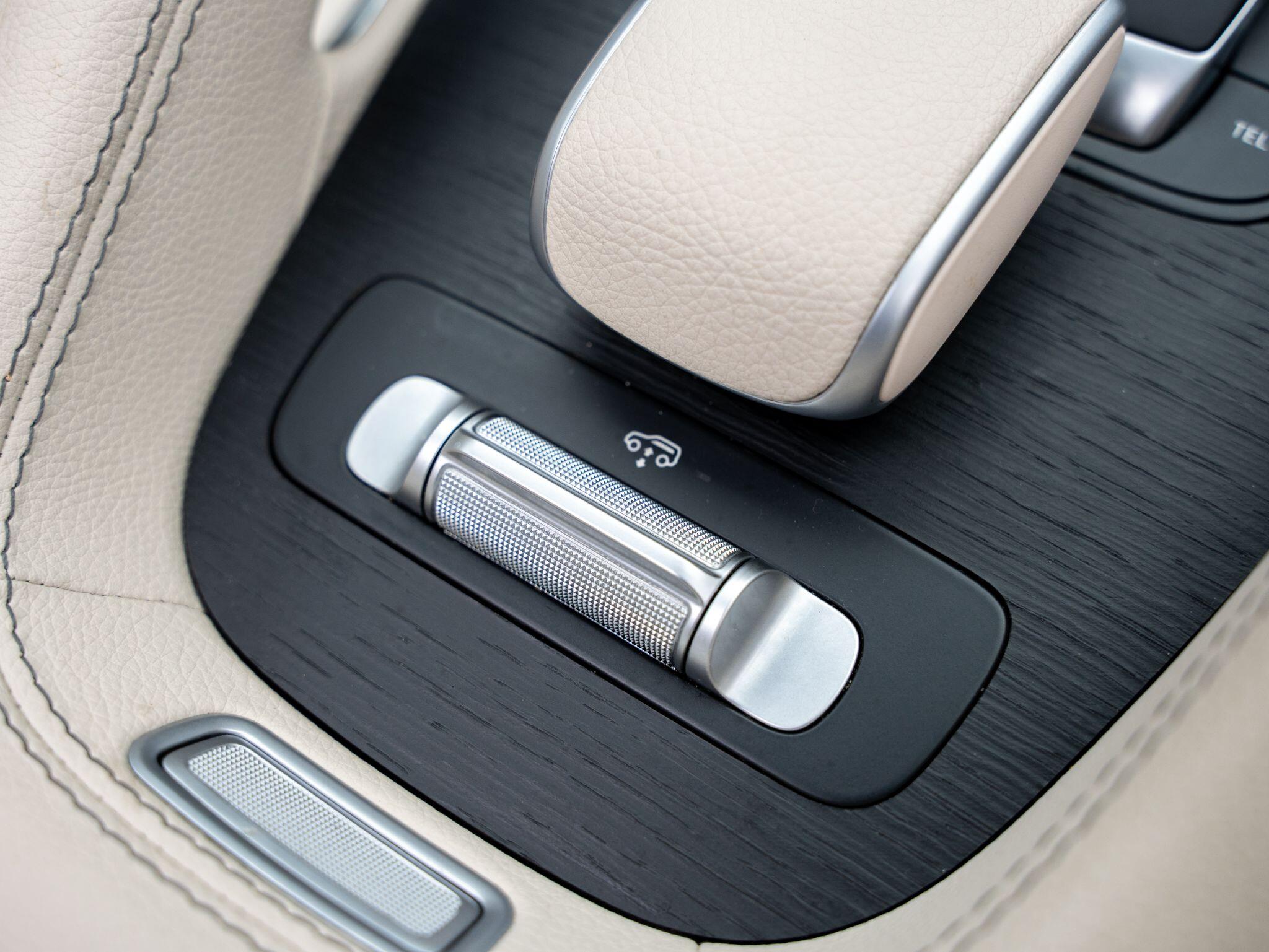 Mercedes-Benz GLE view 20