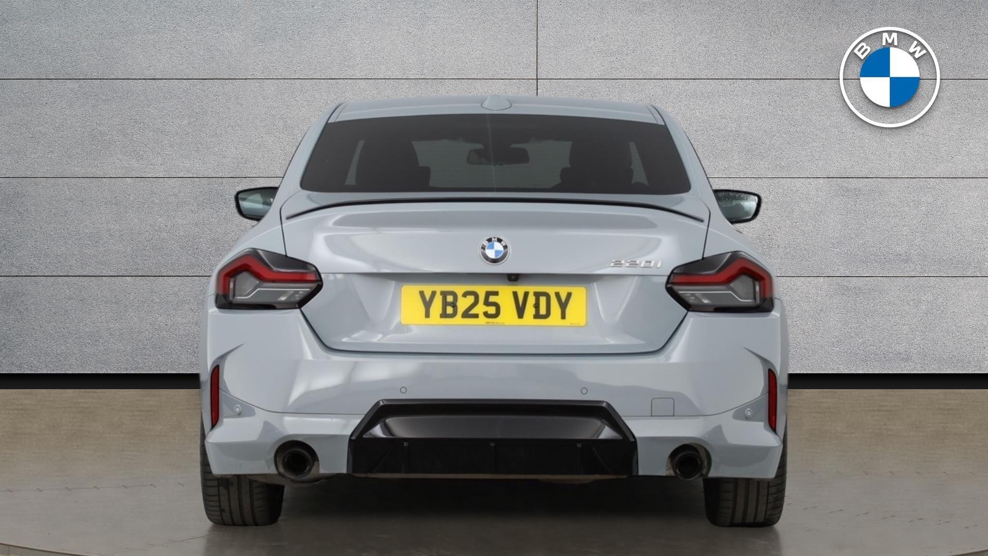 BMW 2 Series view 15
