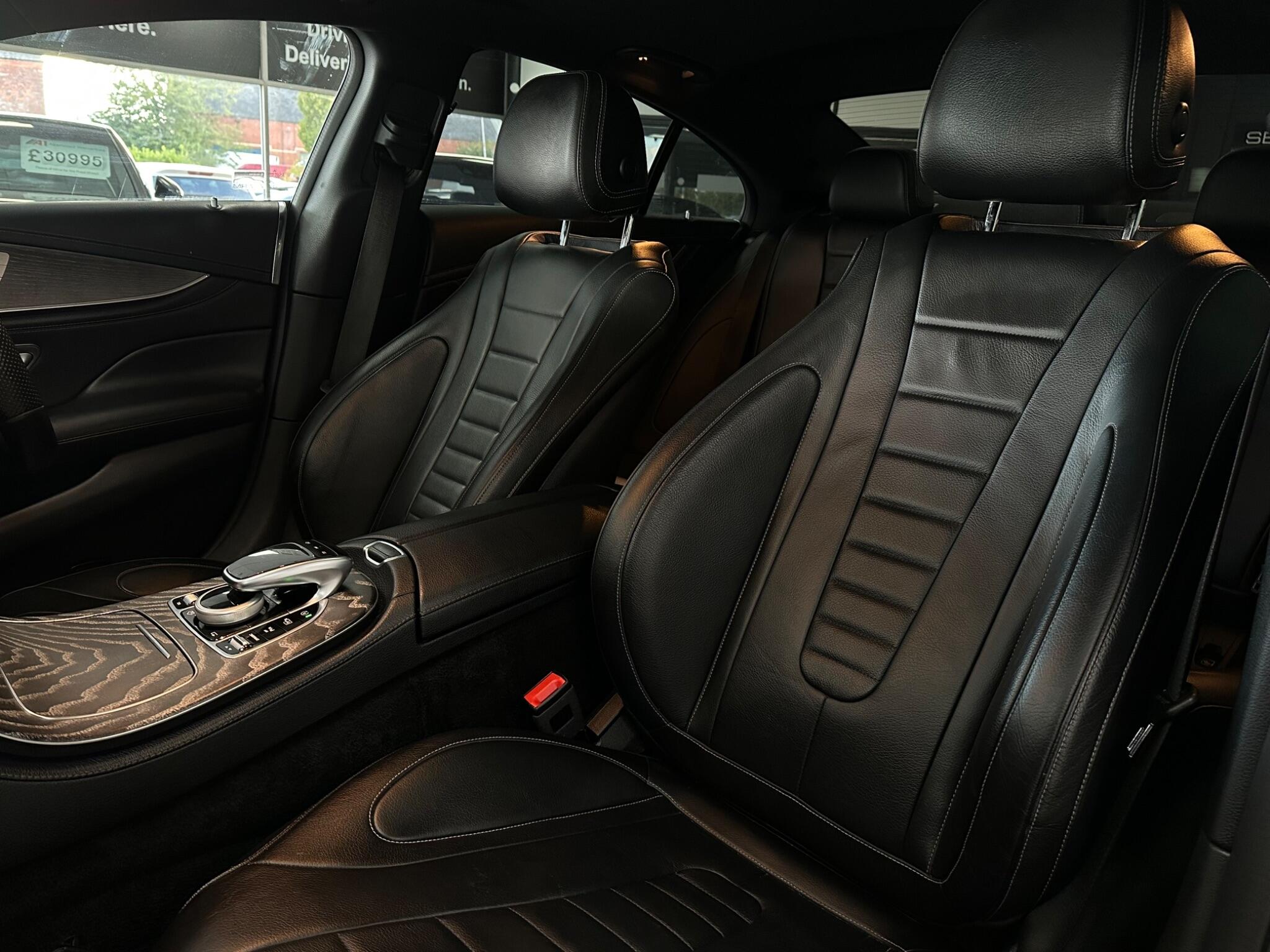 Mercedes-Benz CLS view 42