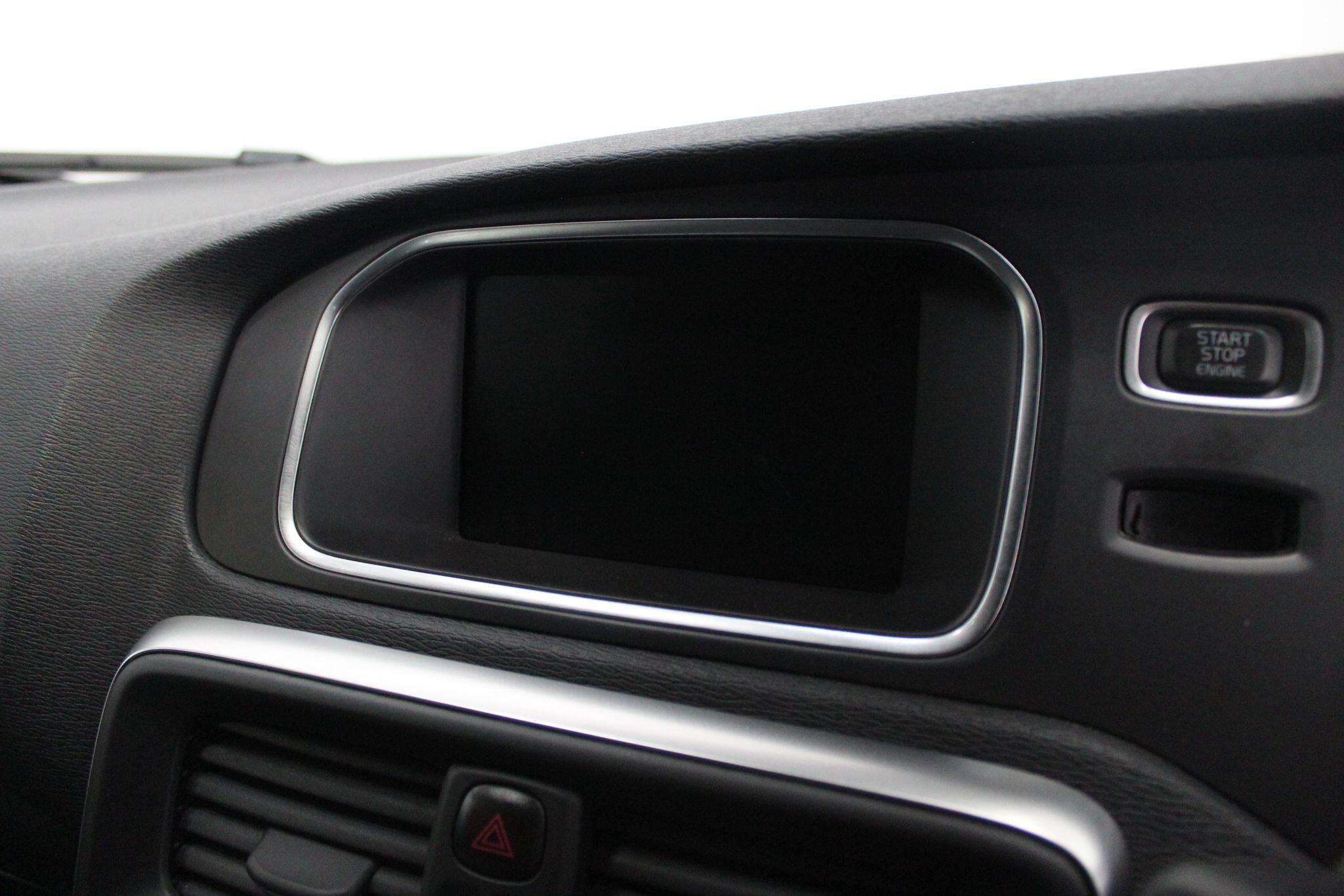 Volvo V40 view 39