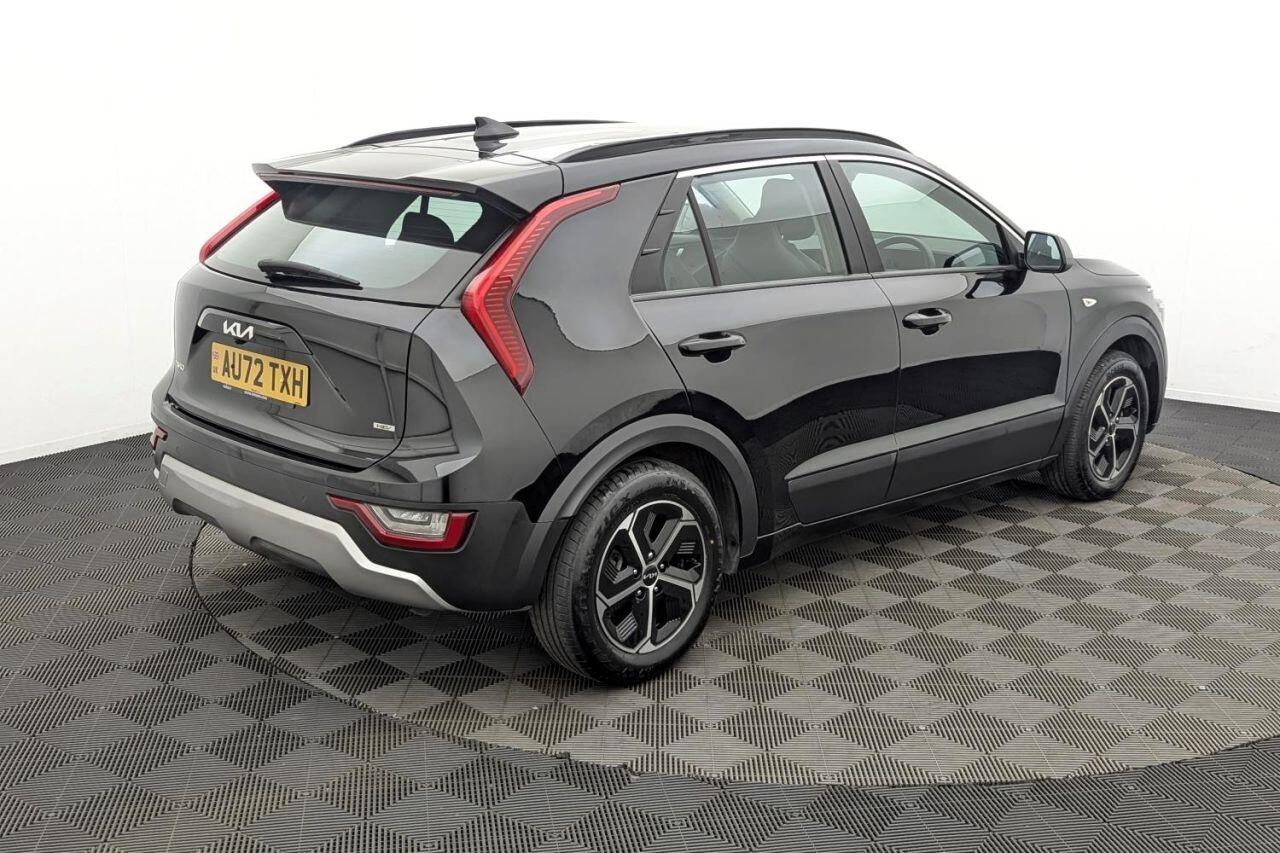 Kia Niro view 48