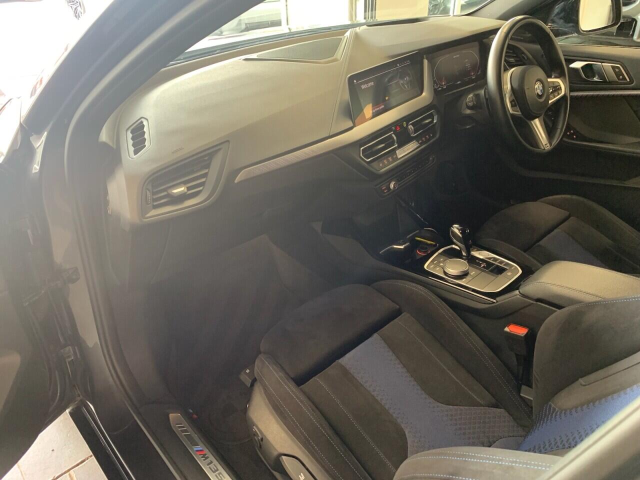 BMW 1 Series view 31