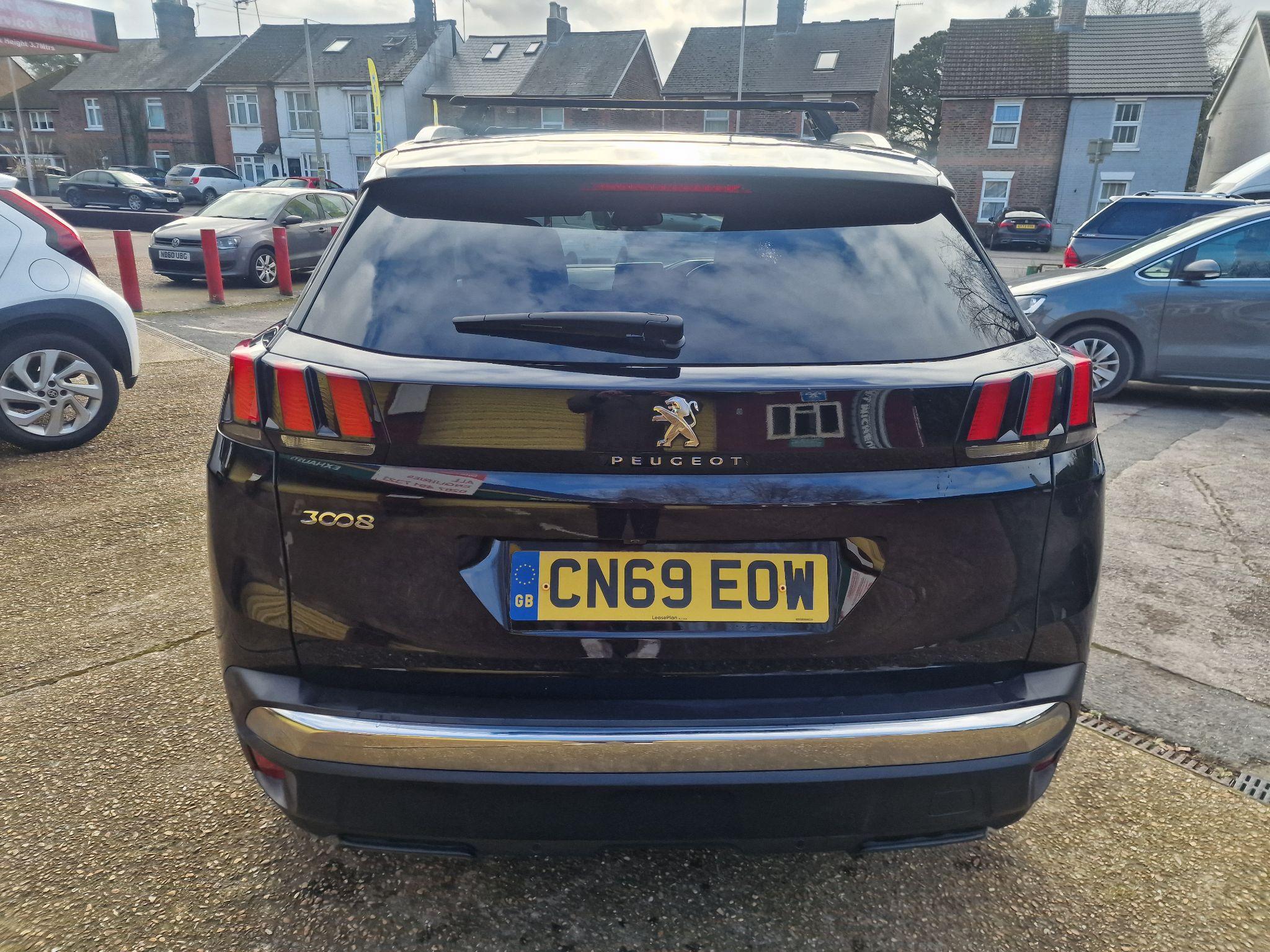 2019 Peugeot 3008 1.2 PureTech Allure Euro 6 (s/s) 5dr • 96,000 miles image 5
