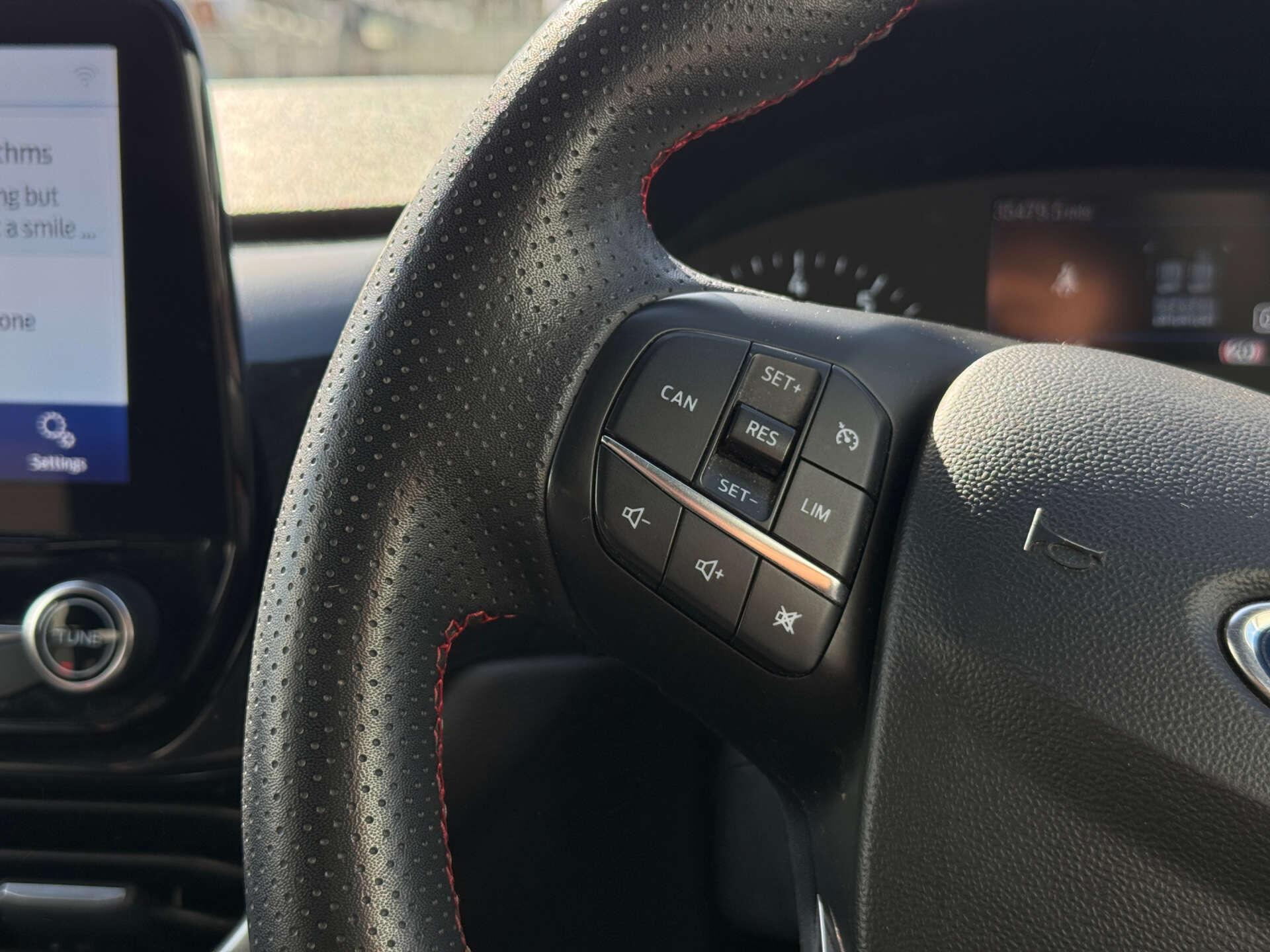 Ford Fiesta view 48