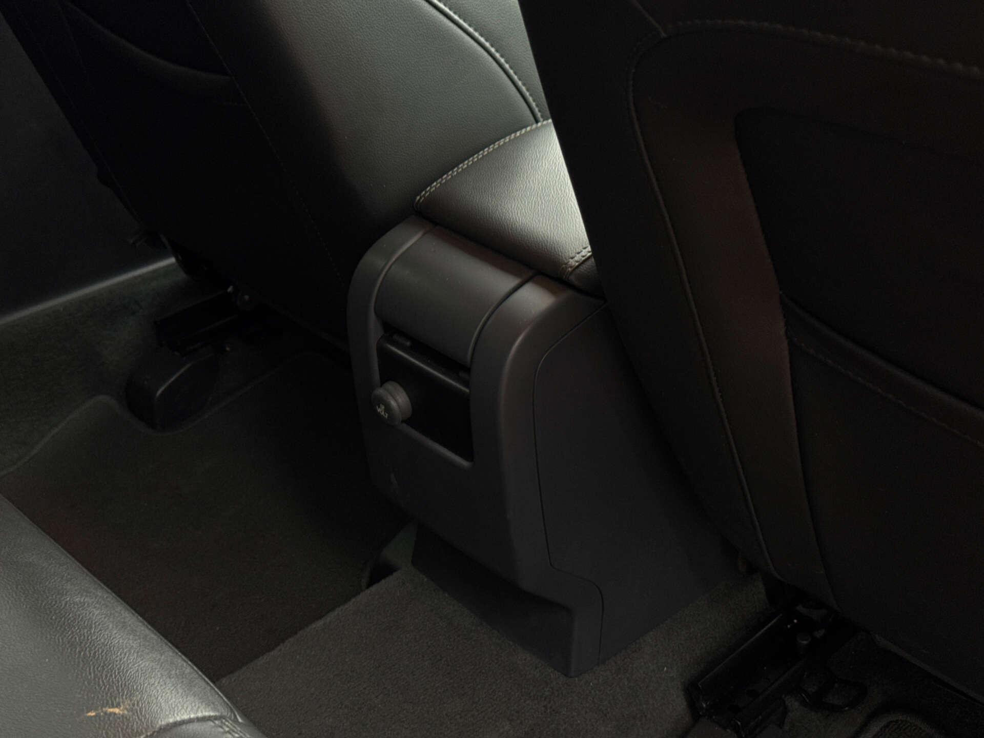 Volvo XC60 view 25