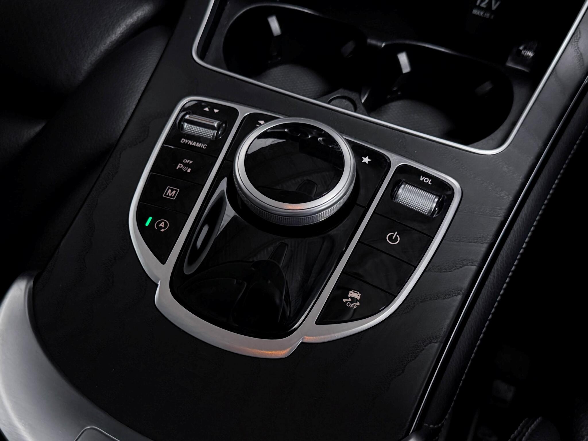 Mercedes-Benz GLC view 36